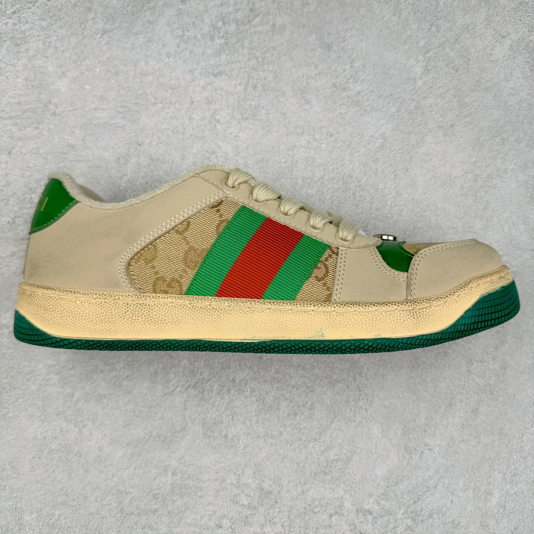 图片[3]-＃福利特价 Gucci Screener sneaker 古驰双G小脏鞋系列复古怀旧校园风低帮板鞋 全套原楦原纸版原鞋开模 纯手工水洗做旧处理 侧面条纹饰带 原厂定制 原厂数据电绣 清晰立体 全鞋电脑针车 紧密相连 针距密度一致 环保乳胶注塑鞋垫 厚度脚感还原原版 皮面裁剪部位 统一油边封口工艺 右脚鞋侧嵌入NFC防伪芯片装置＋鞋盒标二唯码扫描 秒进官网 专柜全套包装 防尘袋 说明书 质保卡 购物袋 尺码：35 36 37 38 39 40 41 42 43 44 45-选品中心