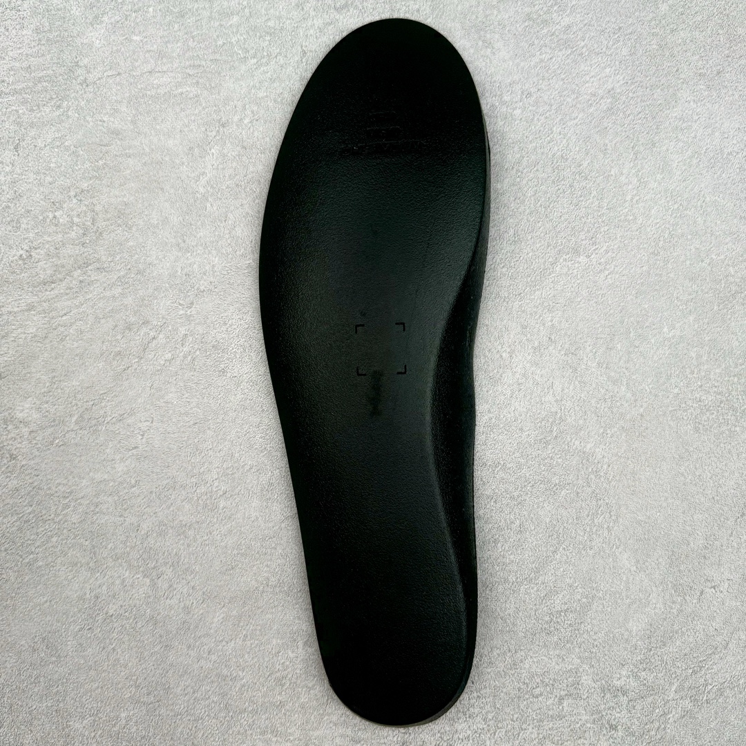 图片[11]-＃Ljr Air Jordan AJ4 Retro \\\” Fear \\\” 黑白恐惧 复刻2024版 FQ8138-002 圈内高端零售标杆 独家外贸特供 耗时半年巨作 全套原纸板楦头开发 原厂特供皮料加持 确保原汁原味 完美呈现四代版型 一比一鞋头弧度高度鞋身弧度 数据细节工艺流程均保持原鞋一致 原厂TPU网格鞋带扣 正确内里网布 菱角分明不变形无多余毛边 柔软性质感一致于原鞋 市场唯一原厂鞋扣模具 背面可见隐藏注塑口 原厂织唛标 原厂飞人电绣工艺 尾指中部跳三针 独家绑鞋带手法 印刷中底布 四线拉帮 米色美纹纸贴合固定 进口港宝加持 后跟自然饱满 全鞋荧光划线卡点 追求极致完美 每一双都是工艺品 多重QC质检 超越公司货的品控标准 实实在在的免检产品 尺码：40.5 41 42 42.5 43 44 44.5 45 45.5 46 47.5 48.5-选品中心