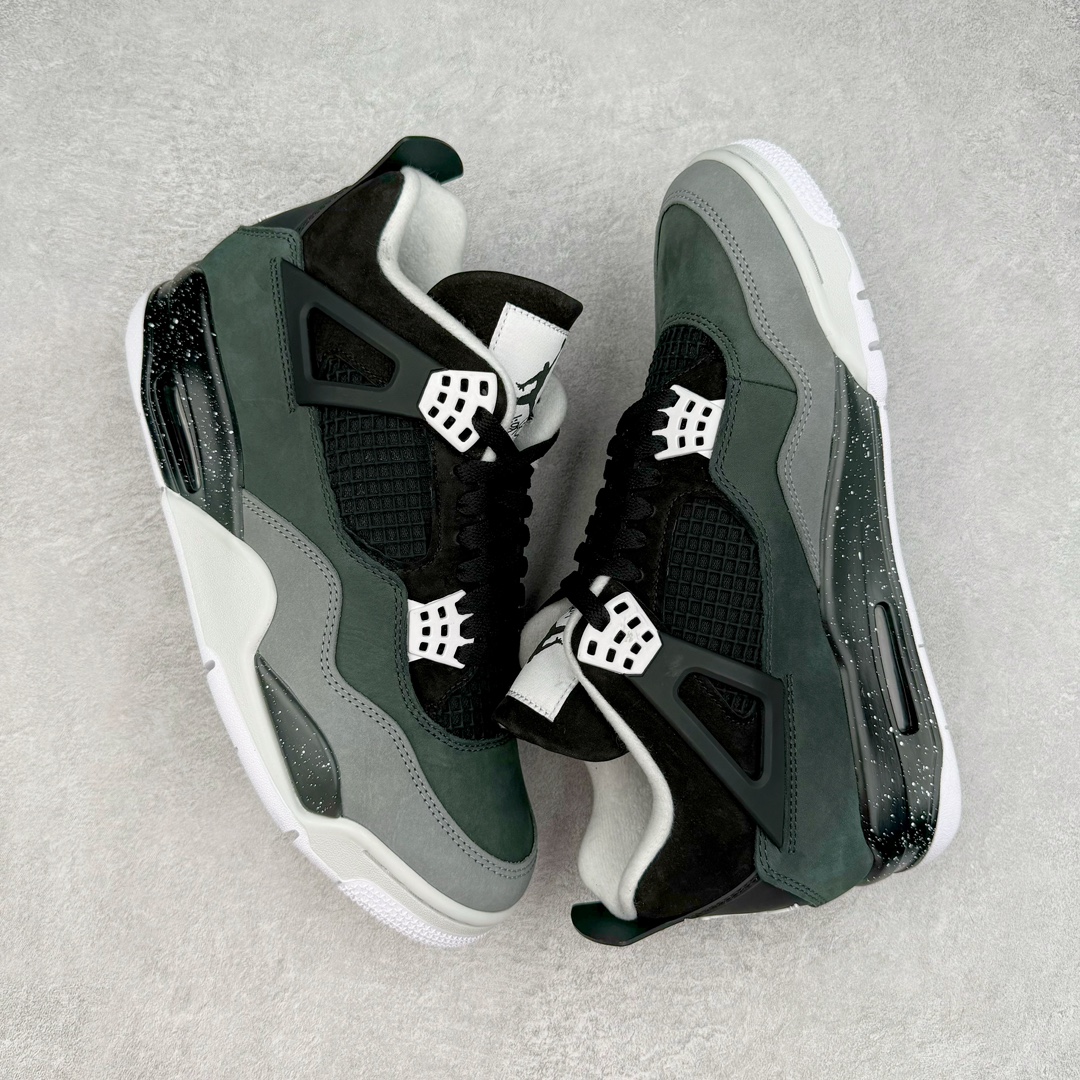 图片[3]-＃Ljr Air Jordan AJ4 Retro \\\” Fear \\\” 黑白恐惧 复刻2024版 FQ8138-002 圈内高端零售标杆 独家外贸特供 耗时半年巨作 全套原纸板楦头开发 原厂特供皮料加持 确保原汁原味 完美呈现四代版型 一比一鞋头弧度高度鞋身弧度 数据细节工艺流程均保持原鞋一致 原厂TPU网格鞋带扣 正确内里网布 菱角分明不变形无多余毛边 柔软性质感一致于原鞋 市场唯一原厂鞋扣模具 背面可见隐藏注塑口 原厂织唛标 原厂飞人电绣工艺 尾指中部跳三针 独家绑鞋带手法 印刷中底布 四线拉帮 米色美纹纸贴合固定 进口港宝加持 后跟自然饱满 全鞋荧光划线卡点 追求极致完美 每一双都是工艺品 多重QC质检 超越公司货的品控标准 实实在在的免检产品 尺码：40.5 41 42 42.5 43 44 44.5 45 45.5 46 47.5 48.5-选品中心