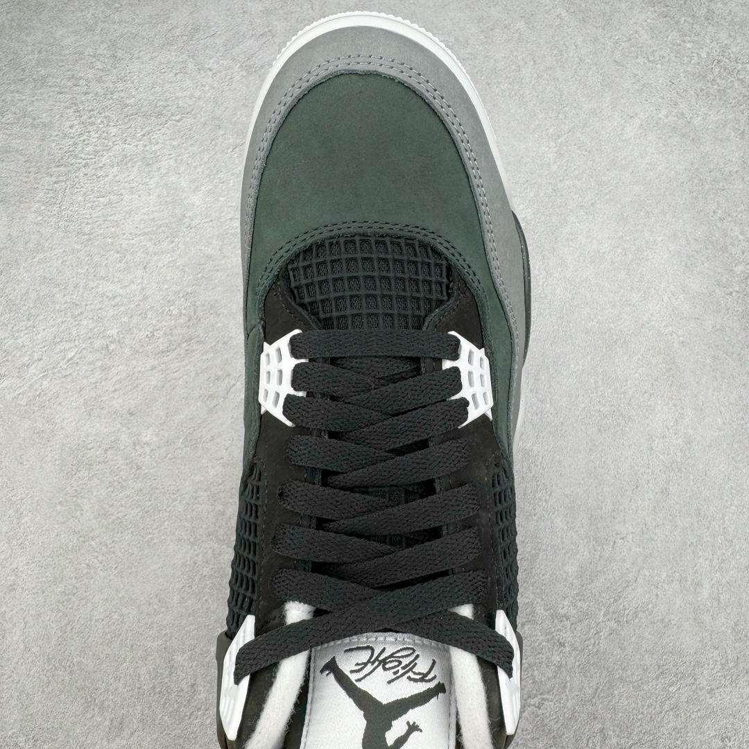 图片[4]-＃Ljr Air Jordan AJ4 Retro \\\” Fear \\\” 黑白恐惧 复刻2024版 FQ8138-002 圈内高端零售标杆 独家外贸特供 耗时半年巨作 全套原纸板楦头开发 原厂特供皮料加持 确保原汁原味 完美呈现四代版型 一比一鞋头弧度高度鞋身弧度 数据细节工艺流程均保持原鞋一致 原厂TPU网格鞋带扣 正确内里网布 菱角分明不变形无多余毛边 柔软性质感一致于原鞋 市场唯一原厂鞋扣模具 背面可见隐藏注塑口 原厂织唛标 原厂飞人电绣工艺 尾指中部跳三针 独家绑鞋带手法 印刷中底布 四线拉帮 米色美纹纸贴合固定 进口港宝加持 后跟自然饱满 全鞋荧光划线卡点 追求极致完美 每一双都是工艺品 多重QC质检 超越公司货的品控标准 实实在在的免检产品 尺码：40.5 41 42 42.5 43 44 44.5 45 45.5 46 47.5 48.5-选品中心
