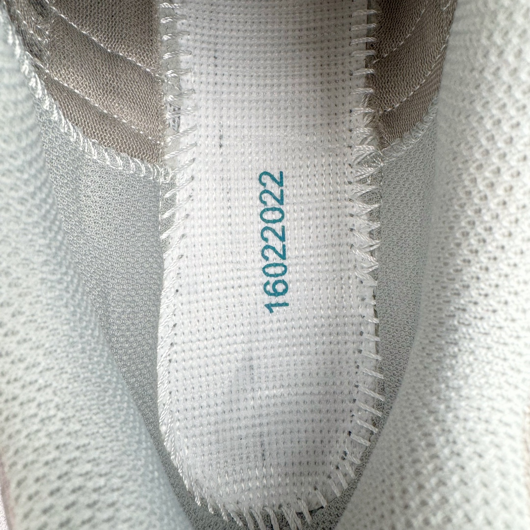 图片[10]-＃K版 SALOMON XA Pro 3D ADV 萨洛蒙潮流越野机能户外功能鞋 纯原外贸平台特供订单 耗时半年巨作 全套原纸板楦头开发 原厂特供网布配套加持 确保原汁原味 完美呈现版型 原档数据独家私模五层组合大底 原装Ortholite轻量化鞋垫 中底布带钢印编号 原厂TPU锁扣 进口港宝加持 后跟自然饱满 还原公司包裹性 鞋面采用SENSIFT贴合技术 全方位贴合包裹脚型 鞋跟部鞋底牵引设计 提供强大的抓地性能 更适应野外崎岖不平的道路 其3D ADVANCED CHASSIS底盘 材料轻量大化 钉齿设计更具稳定性 防护性 鞋底易磨损区运用CONTAGRIP高耐磨材料 应对城市硬质路面长距离跑考验 尺码：36 36.5 37.5 38 38.5 39 40 40.5 41 42 42.5 43 44 44.5 45 46.5-选品中心