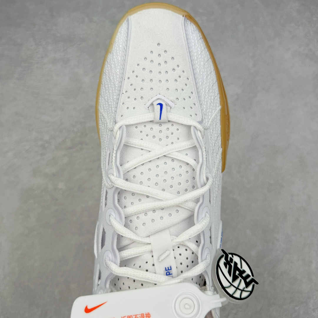 图片[4]-＃灭世/Max Nk Air Zoom G.T.Cut 3 EP 实战系列篮球鞋 白蓝橙 HJ8205-100 全新GT Cut 3.0 全掌搭载了 ZoomX 泡棉 使得整双鞋在缓震表现上可谓相当优秀 拥有着顶级科技配置的同时 颜值设计也非常可观 整体鞋型仍然保留了前低后高的设计 G.T. Cut 传统的突进极速突破的感觉 鞋头麂皮材质和 NK Flywire 飞线工艺 相对来说包裹感更好了 必备的TPU 支撑片 两侧 Swoosh 的透气孔设计 起到散热透气的作用 鞋舌采用类似跑鞋的半开叉式设计 搭配鞋带既可以提升包裹感 又降低了运动中鞋舌乱跑的可能性 鞋子内里填充相当厚实 避免掉跟 尺码：39 40 40.5 41 42 42.5 43 44 44.5 45 46-选品中心