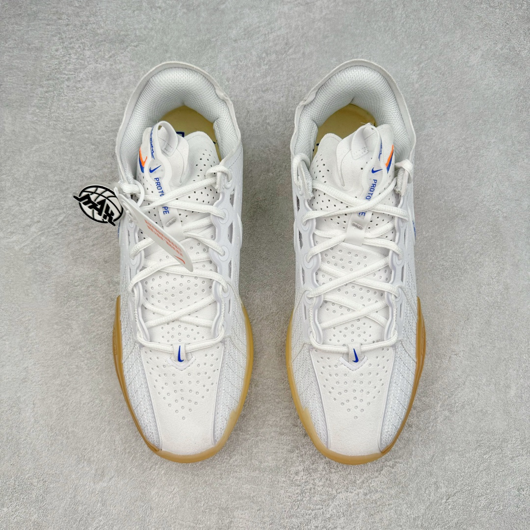 图片[2]-＃灭世/Max Nk Air Zoom G.T.Cut 3 EP 实战系列篮球鞋 白蓝橙 HJ8205-100 全新GT Cut 3.0 全掌搭载了 ZoomX 泡棉 使得整双鞋在缓震表现上可谓相当优秀 拥有着顶级科技配置的同时 颜值设计也非常可观 整体鞋型仍然保留了前低后高的设计 G.T. Cut 传统的突进极速突破的感觉 鞋头麂皮材质和 NK Flywire 飞线工艺 相对来说包裹感更好了 必备的TPU 支撑片 两侧 Swoosh 的透气孔设计 起到散热透气的作用 鞋舌采用类似跑鞋的半开叉式设计 搭配鞋带既可以提升包裹感 又降低了运动中鞋舌乱跑的可能性 鞋子内里填充相当厚实 避免掉跟 尺码：39 40 40.5 41 42 42.5 43 44 44.5 45 46-选品中心