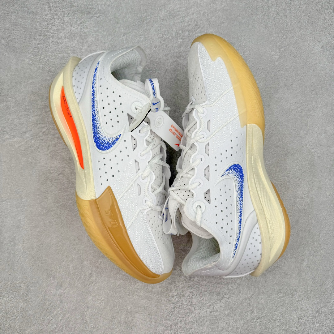 图片[3]-＃灭世/Max Nk Air Zoom G.T.Cut 3 EP 实战系列篮球鞋 白蓝橙 HJ8205-100 全新GT Cut 3.0 全掌搭载了 ZoomX 泡棉 使得整双鞋在缓震表现上可谓相当优秀 拥有着顶级科技配置的同时 颜值设计也非常可观 整体鞋型仍然保留了前低后高的设计 G.T. Cut 传统的突进极速突破的感觉 鞋头麂皮材质和 NK Flywire 飞线工艺 相对来说包裹感更好了 必备的TPU 支撑片 两侧 Swoosh 的透气孔设计 起到散热透气的作用 鞋舌采用类似跑鞋的半开叉式设计 搭配鞋带既可以提升包裹感 又降低了运动中鞋舌乱跑的可能性 鞋子内里填充相当厚实 避免掉跟 尺码：39 40 40.5 41 42 42.5 43 44 44.5 45 46-选品中心