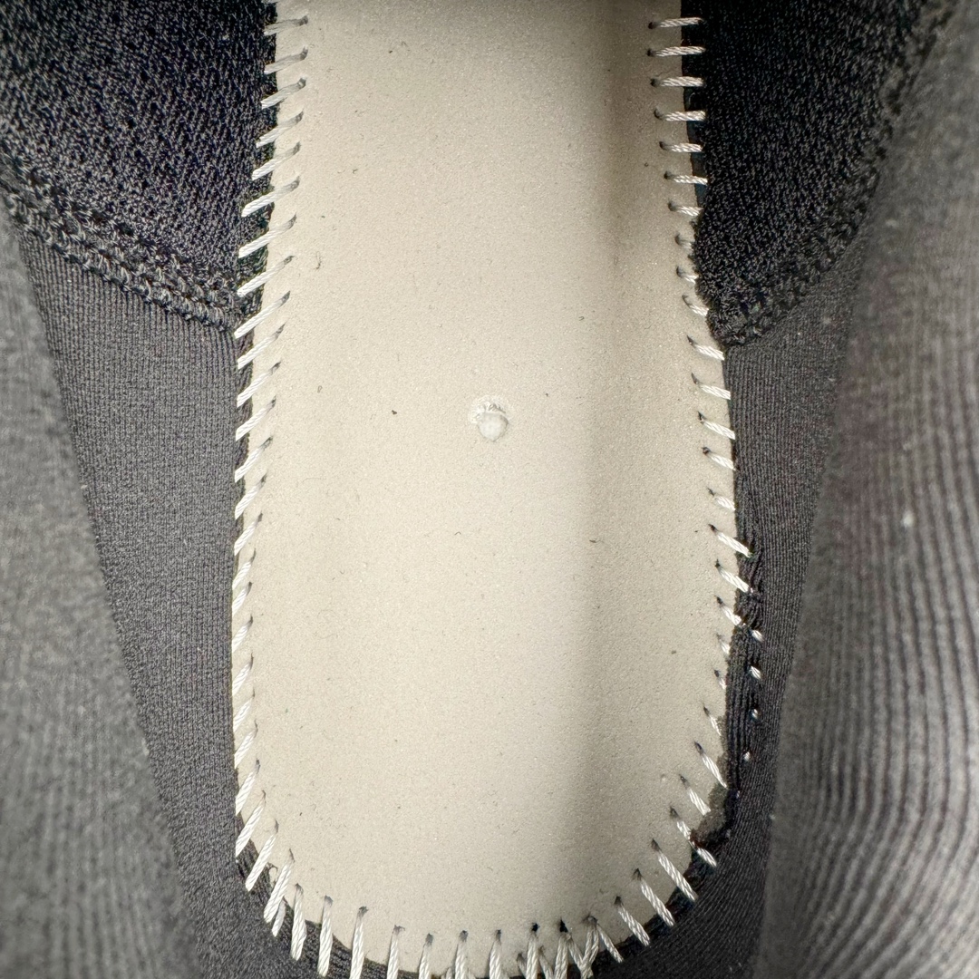 图片[10]-＃TG纯原 NK Zoom Pegasus 飞马41代马拉松系列网面透气缓震疾速跑鞋 FV9536-008 拥有 Zoom Air 一如既往的稳定感和流畅感 鞋面采用工程网眼设计 为特定高热区域营造出色透气性 进一步增加鞋面的穿孔数量 让足部能够快速散热 中足搭配 Flywire 飞线 在高速运动时营造舒适稳定的贴合感 内置Zoon气垫加持 动力十足 尺码：36 36.5 37.5 38 38.5 39 40 40.5 41 42 42.5 43 44 44.5 45-选品中心