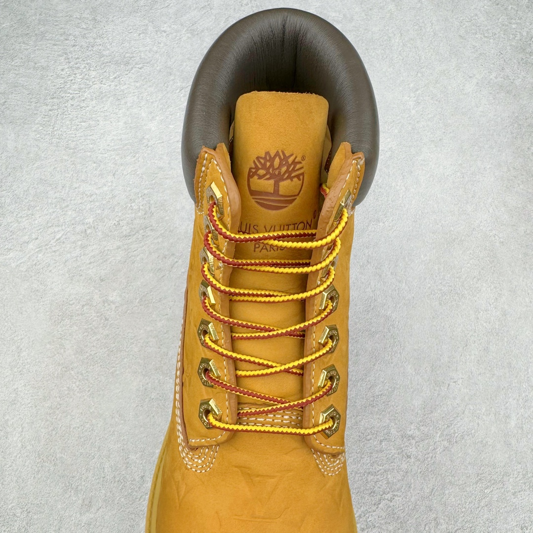 图片[5]-＃GD广顶 Louis Vuitton x Timberland 6 Inch Leather Ankle Boots LV联名添柏岚系列经典复古户外6英寸休闲工装天伯伦大黄靴 东莞代工品质#内标Timberland LOGO带有紫光防伪标识#升级厚实抽屉礼品鞋盒及全套代购包装说明书防尘布袋物件#原楦原纸版数据开发版型#原厂宝元注射机#四线电脑车线并齐#采用进口Monogram 压纹头层磨砂皮料鞋面材质全部内里搭配真皮革材料!!)#原装一致全磨砂皮领口#六边蜂窝抗疲劳减震PU鞋垫#轻便防滑橡胶发泡组合底 LV x Timberland 及踝靴依托路易威登的精湛匠艺于意大利悉心制作，以 Timberland 的工装风范瞩目亮相 Pharrell Williams 打造的2024 秋冬男装秀场。粒面正绒面皮革和隔热内衬塑造 Timberland 经典设计的放大版本Timberland 外底呈现 Monogram 元素。接缝密封结构升级舒适体验和耐磨性能 Monogram 粒面牛皮革鞋领和合作标识标签丰富细节。粒面正绒面牛皮革 隔热 PimaLoft 内衬 接缝密封结构 圆形织物鞋带 橡胶外底 Monogram 粒面牛皮革鞋领 饰钉和搭扣镂刻路易威登标识 标签、鞋舌和内底点缀路易威登巴黎 x Timberland 标识 侧面 Timberland 标识 鞋底凸纹饰有 Monogram 图案 尺码：女35.5 36 37 38 39 39.5/ 男40 41 42 43 44 45 46（皮鞋码 比运动鞋偏大一码！）-选品中心