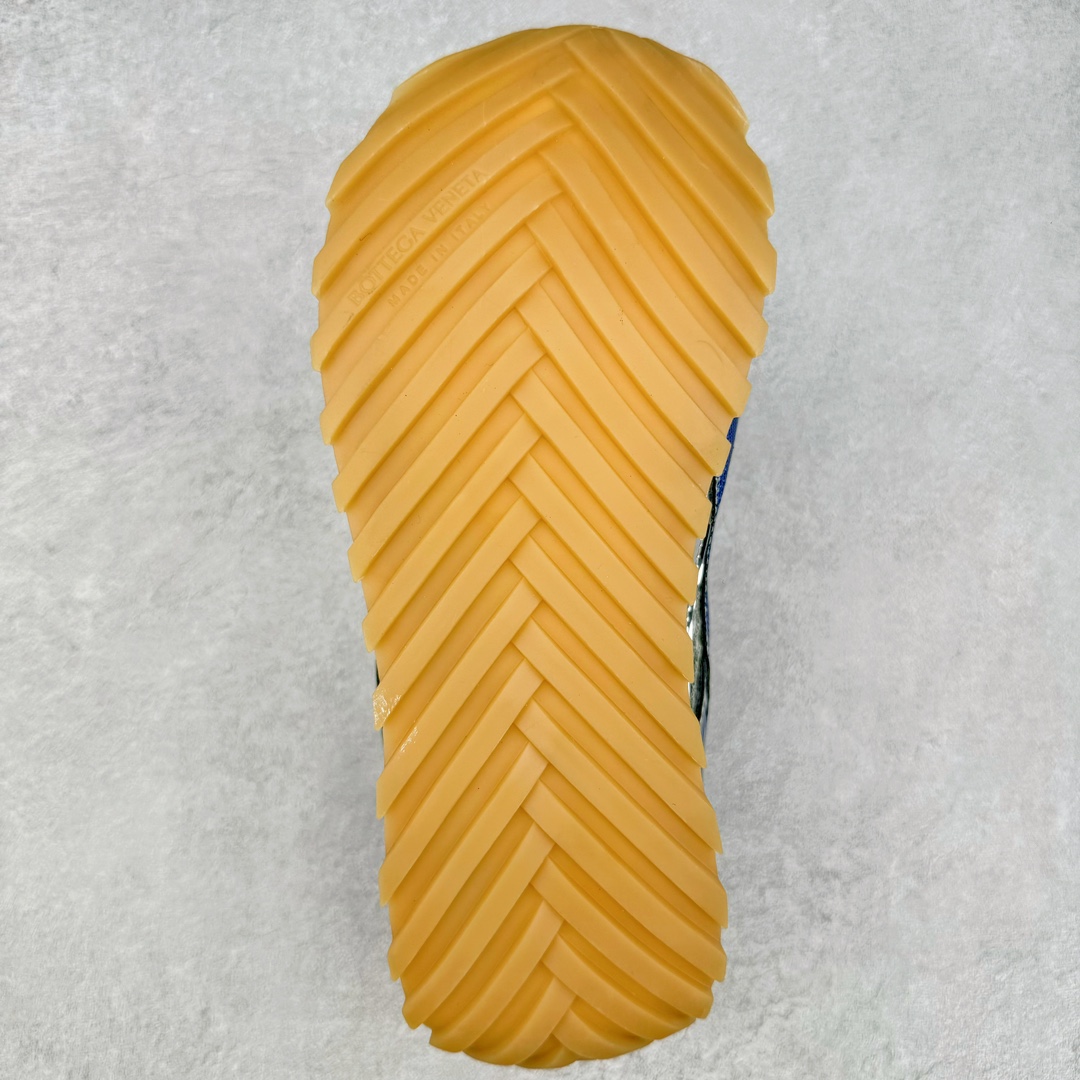 图片[9]-＃GD广顶 BOTTEGA VENETA Orbit Runner BV葆蝶家时尚休闲王一博同款老爹鞋运动鞋 原版开发 一比一打造 相似度百分之99以上 市场一梯队级别品质 区别市场任何标文顶级品质版本 采用轻质科技网布面料 搭配几何图案设计橡胶外底 王炸系列 高版本 认准套包工艺 实际增高很多哦 还是一样显腿细非常nice 耐玩耐造 对标对版 套包鞋工艺 认准高版本 大底选用拼色TPU大底 配置原版包装 尺码：35 36 37 38 39 40 41 42 43 44 45-选品中心