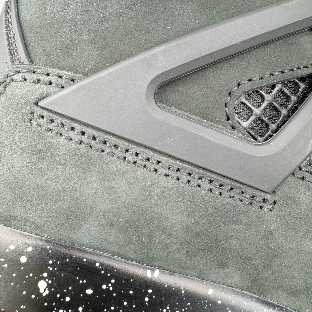 图片[14]-＃K版纯原 Air Jordan AJ4 Retro \\\” Fear \\\” 黑白恐惧 复刻2024版 FQ8138-002 全新升级改良 原鞋原楦原纸板同源开发 完美呈现乔4的版型 内侧正确双色网格 还原细节 原厂皮料 正确气垫颜色 正确网格工艺 正确拉帮工艺 全鞋原装材料制作 原档案原模具打造 支持全方位与正品对比 尺码：40 40.5 41 42 42.5 43 44 44.5 45 46 47.5-选品中心