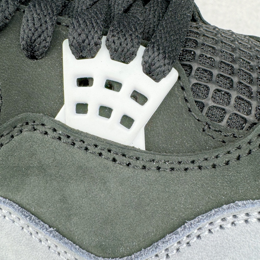 图片[17]-＃K版纯原 Air Jordan AJ4 Retro \\\” Fear \\\” 黑白恐惧 复刻2024版 FQ8138-002 全新升级改良 原鞋原楦原纸板同源开发 完美呈现乔4的版型 内侧正确双色网格 还原细节 原厂皮料 正确气垫颜色 正确网格工艺 正确拉帮工艺 全鞋原装材料制作 原档案原模具打造 支持全方位与正品对比 尺码：40 40.5 41 42 42.5 43 44 44.5 45 46 47.5-选品中心