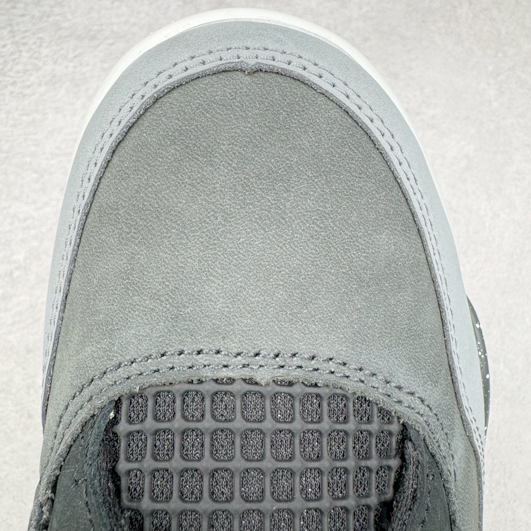 图片[15]-＃Y3纯原 Air Jordan AJ4 Retro \\\” Fear \\\” 黑白恐惧 复刻2024版 FQ8138-002 市售天花板产物 耗时半年巨作 全套原纸板楦头开发 原厂特供皮料加持 确保原汁原味 完美呈现四代版型 一比一鞋头弧度高度鞋身弧度 数据细节工艺流程均保持原鞋一致 原厂TPU网格鞋带扣 正确内里网布 菱角分明不变形无多余毛边 柔软性质感一致于原鞋 市场唯一原厂鞋扣模具 背面可见隐藏注塑口 原厂织唛标 原厂飞人电绣工艺 尾指中部跳三针 独家绑鞋带手法 印刷中底布 四线拉帮 米色美纹纸贴合固定 进口港宝加持 后跟自然饱满 全鞋荧光划线卡点 追求极致完美 每一双都是工艺品 多重QC质检 超越公司货的品控标准 实实在在的免检产品 尺码：40.5 41 42 42.5 43 44 44.5 45 46 47.5 48.5-选品中心