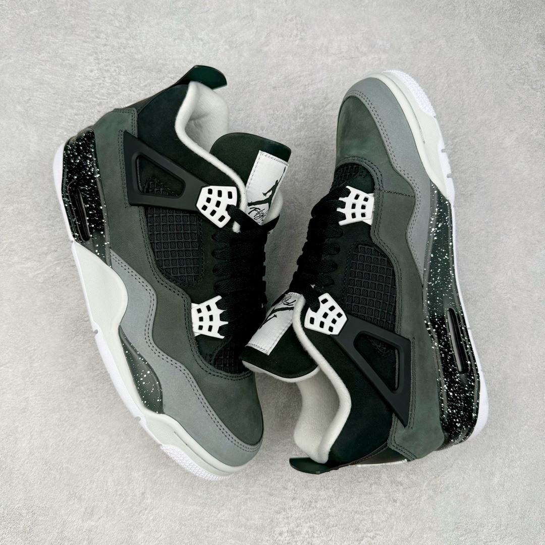 图片[3]-＃Y3纯原 Air Jordan AJ4 Retro \\\” Fear \\\” 黑白恐惧 复刻2024版 FQ8138-002 市售天花板产物 耗时半年巨作 全套原纸板楦头开发 原厂特供皮料加持 确保原汁原味 完美呈现四代版型 一比一鞋头弧度高度鞋身弧度 数据细节工艺流程均保持原鞋一致 原厂TPU网格鞋带扣 正确内里网布 菱角分明不变形无多余毛边 柔软性质感一致于原鞋 市场唯一原厂鞋扣模具 背面可见隐藏注塑口 原厂织唛标 原厂飞人电绣工艺 尾指中部跳三针 独家绑鞋带手法 印刷中底布 四线拉帮 米色美纹纸贴合固定 进口港宝加持 后跟自然饱满 全鞋荧光划线卡点 追求极致完美 每一双都是工艺品 多重QC质检 超越公司货的品控标准 实实在在的免检产品 尺码：40.5 41 42 42.5 43 44 44.5 45 46 47.5 48.5-选品中心