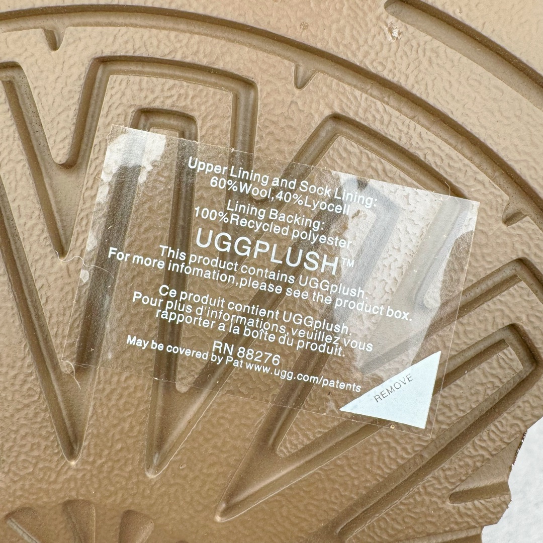 图片[16]-＃SP原厂 UGG 6222 经典短筒秋冬羊皮毛一体雪地靴 全鞋采用ZP同厂 隆丰A级澳洲进口羊皮毛一体 品牌代工厂生产线 完全遵循ZP工艺流程 代工厂原厂版师 秉承无原鞋不开发选择 注重每一处细节 市面最正版型 TREADLITE\\\”轻翼\\\”科技外底 轻便/耐用/柔韧/桩型【售后郑重承诺】一个月内若出现重大脱胶/断底等质量问题 直接为您换新！尺码：35 36 37 38 39 40-选品中心