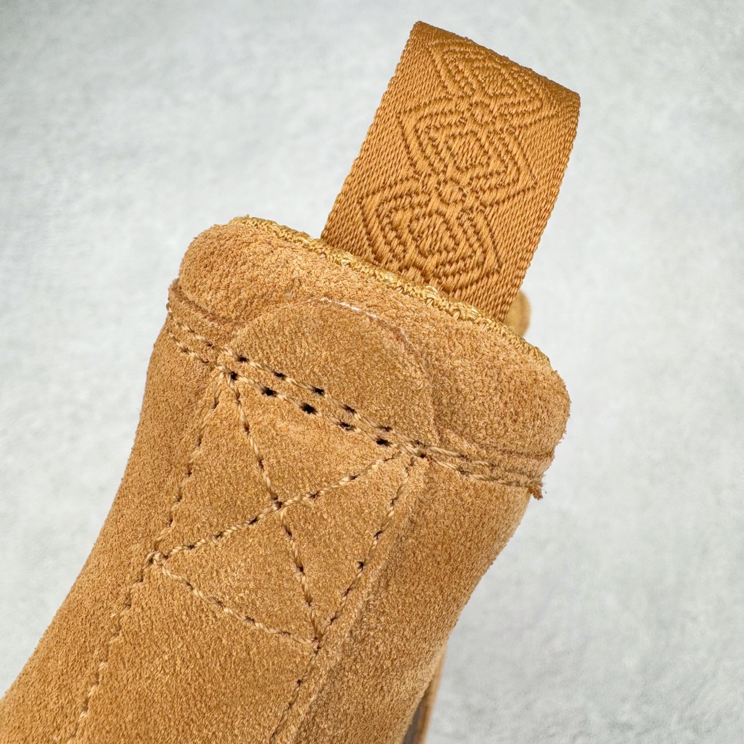 图片[12]-＃SP原厂 UGG 2050 切尔西男款秋冬羊皮毛一体雪地靴 全鞋采用ZP同厂 隆丰A级澳洲进口羊皮毛一体 品牌代工厂生产线 完全遵循ZP工艺流程 代工厂原厂版师 秉承无原鞋不开发选择 注重每一处细节 市面最正版型 TREADLITE\\\”轻翼\\\”科技外底 轻便/耐用/柔韧/桩型【售后郑重承诺】一个月内若出现重大脱胶/断底等质量问题 直接为您换新！尺码：40 41 42 43 44-选品中心