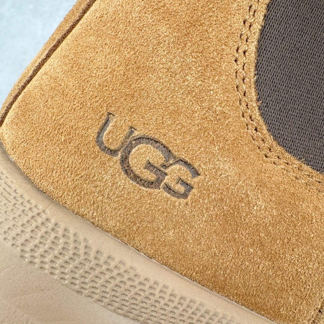 图片[14]-＃SP原厂 UGG 2050 切尔西男款秋冬羊皮毛一体雪地靴 全鞋采用ZP同厂 隆丰A级澳洲进口羊皮毛一体 品牌代工厂生产线 完全遵循ZP工艺流程 代工厂原厂版师 秉承无原鞋不开发选择 注重每一处细节 市面最正版型 TREADLITE\\\”轻翼\\\”科技外底 轻便/耐用/柔韧/桩型【售后郑重承诺】一个月内若出现重大脱胶/断底等质量问题 直接为您换新！尺码：40 41 42 43 44-选品中心