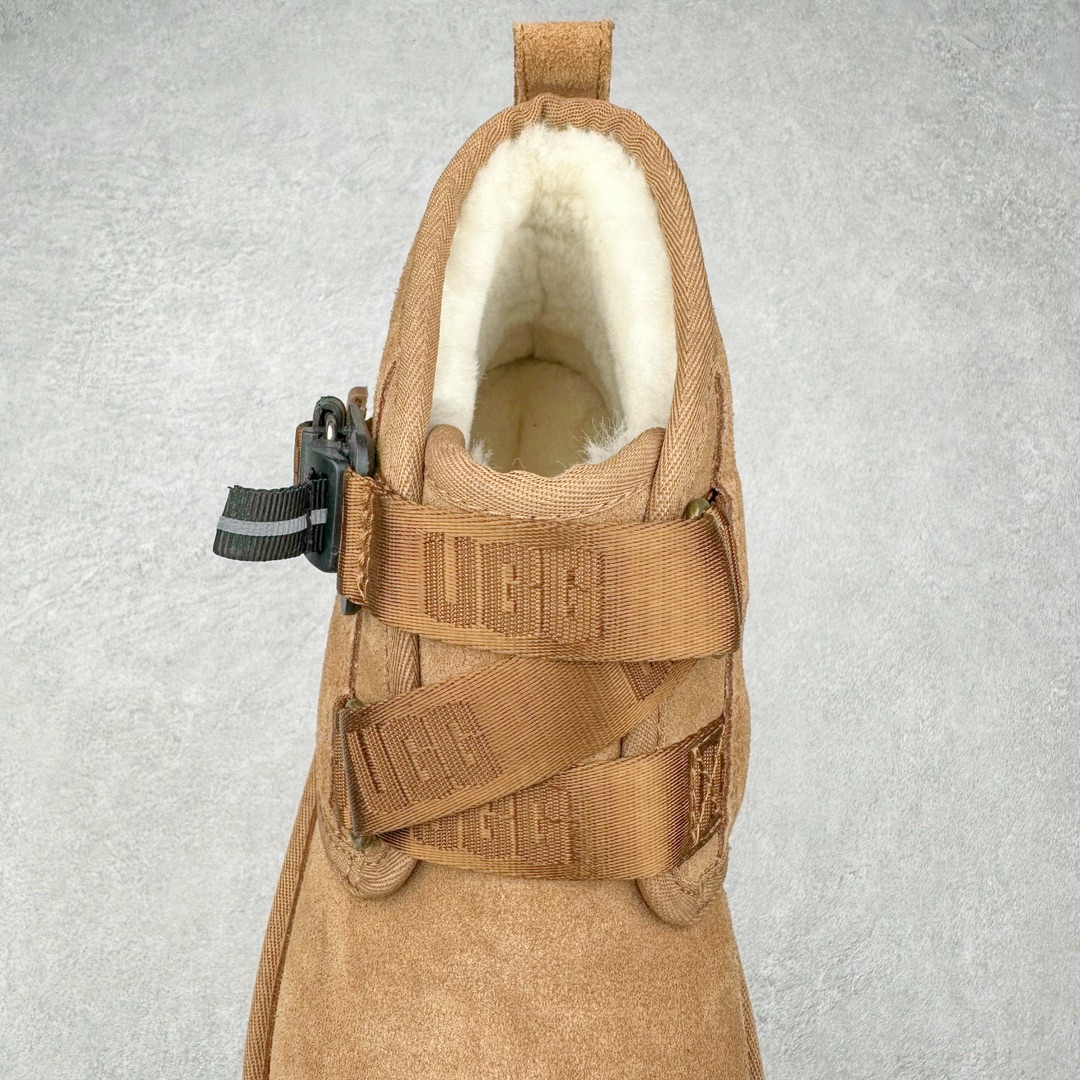 图片[5]-＃纯原 UGG 4526 秋冬羊皮毛一体雪地靴 全鞋采用ZP同厂 隆丰A级澳洲进口羊皮毛一体 品牌代工厂生产线 完全遵循ZP工艺流程 代工厂原厂版师 秉承无原鞋不开发选择 注重每一处细节 市面最正版型 TREADLITE\\\”轻翼\\\”科技外底 轻便/耐用/柔韧/桩型【售后郑重承诺】一个月内若出现重大脱胶/断底等质量问题 直接为您换新！尺码：40 41 42 43 44-选品中心