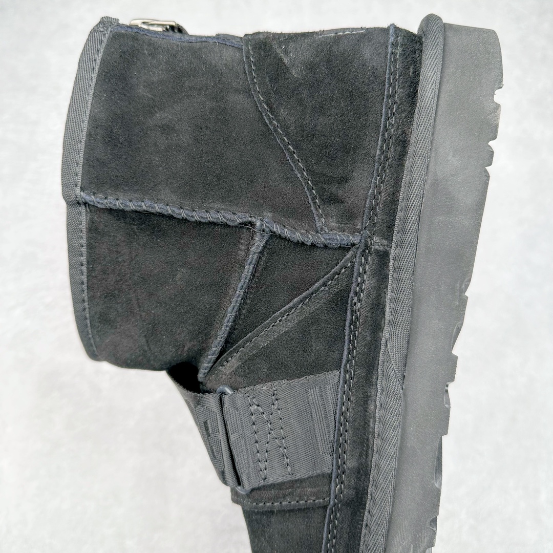 图片[7]-＃纯原 UGG 4526 秋冬羊皮毛一体雪地靴 全鞋采用ZP同厂 隆丰A级澳洲进口羊皮毛一体 品牌代工厂生产线 完全遵循ZP工艺流程 代工厂原厂版师 秉承无原鞋不开发选择 注重每一处细节 市面最正版型 TREADLITE\\\”轻翼\\\”科技外底 轻便/耐用/柔韧/桩型【售后郑重承诺】一个月内若出现重大脱胶/断底等质量问题 直接为您换新！尺码：40 41 42 43 44-选品中心