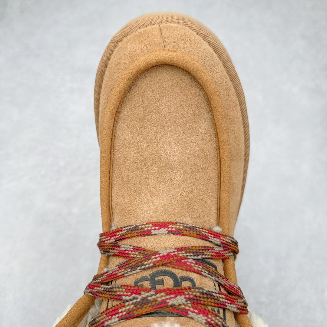 图片[4]-＃纯原 UGG 3954 秋冬羊皮毛一体雪地靴 全鞋采用ZP同厂 隆丰A级澳洲进口羊皮毛一体 品牌代工厂生产线 完全遵循ZP工艺流程 代工厂原厂版师 秉承无原鞋不开发选择 注重每一处细节 市面最正版型 TREADLITE\\\”轻翼\\\”科技外底 轻便/耐用/柔韧/桩型【售后郑重承诺】一个月内若出现重大脱胶/断底等质量问题 直接为您换新！尺码：35 36 37 38 39 40-选品中心