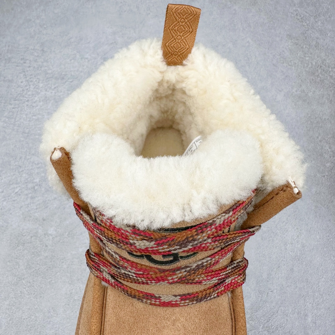 图片[5]-＃纯原 UGG 3954 秋冬羊皮毛一体雪地靴 全鞋采用ZP同厂 隆丰A级澳洲进口羊皮毛一体 品牌代工厂生产线 完全遵循ZP工艺流程 代工厂原厂版师 秉承无原鞋不开发选择 注重每一处细节 市面最正版型 TREADLITE\\\”轻翼\\\”科技外底 轻便/耐用/柔韧/桩型【售后郑重承诺】一个月内若出现重大脱胶/断底等质量问题 直接为您换新！尺码：35 36 37 38 39 40-选品中心