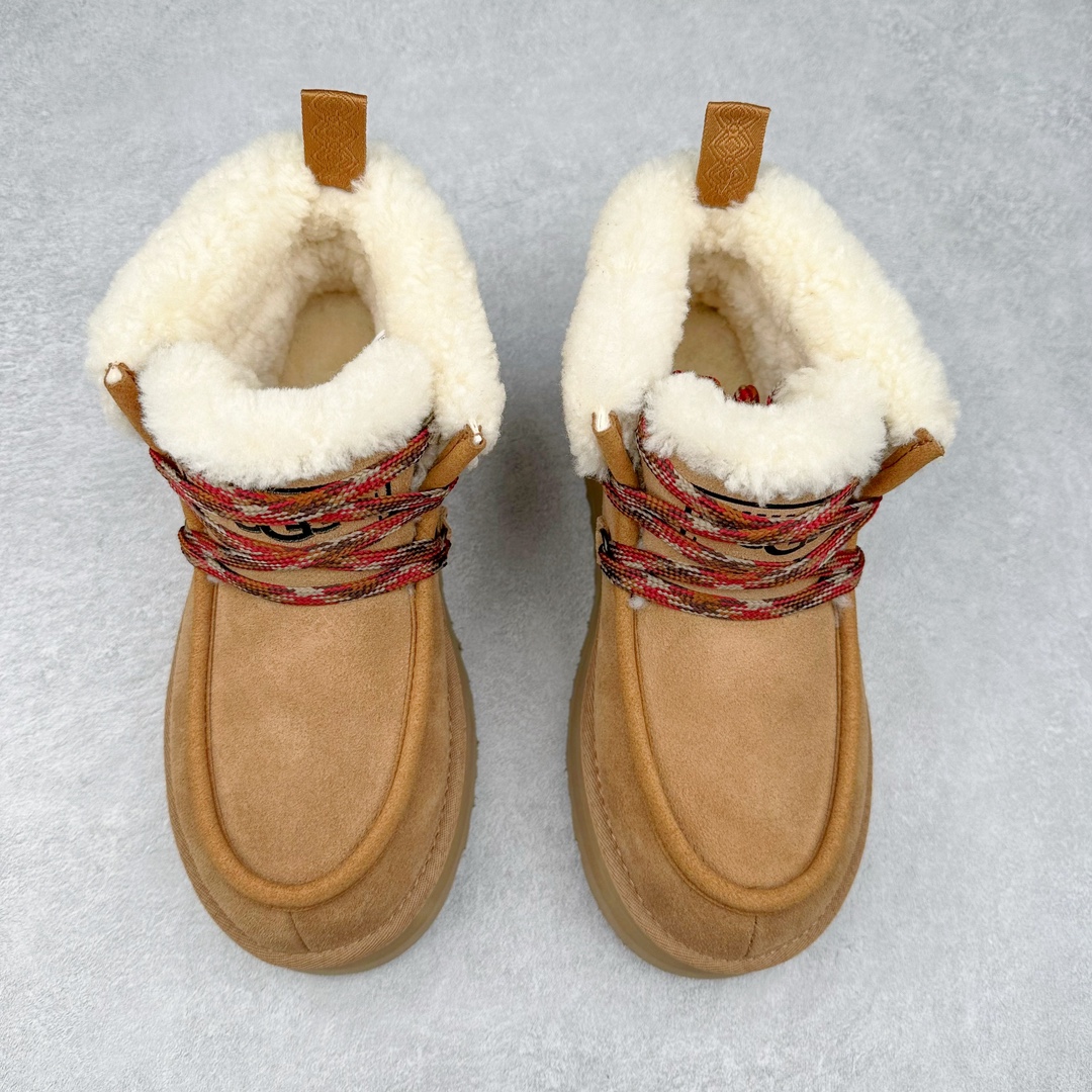 图片[2]-＃纯原 UGG 3954 秋冬羊皮毛一体雪地靴 全鞋采用ZP同厂 隆丰A级澳洲进口羊皮毛一体 品牌代工厂生产线 完全遵循ZP工艺流程 代工厂原厂版师 秉承无原鞋不开发选择 注重每一处细节 市面最正版型 TREADLITE\\\”轻翼\\\”科技外底 轻便/耐用/柔韧/桩型【售后郑重承诺】一个月内若出现重大脱胶/断底等质量问题 直接为您换新！尺码：35 36 37 38 39 40-选品中心