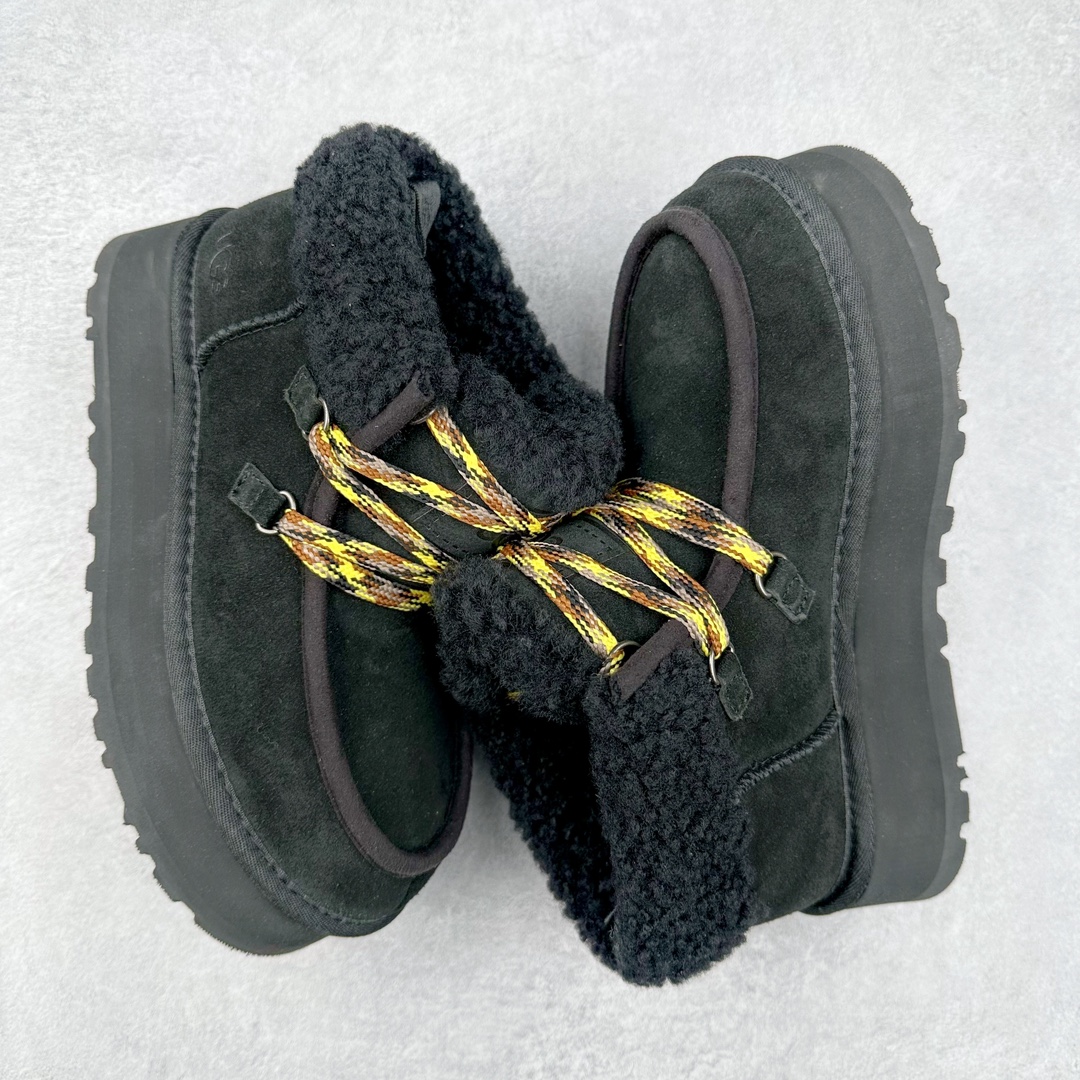 图片[3]-＃纯原 UGG 3954 秋冬羊皮毛一体雪地靴 全鞋采用ZP同厂 隆丰A级澳洲进口羊皮毛一体 品牌代工厂生产线 完全遵循ZP工艺流程 代工厂原厂版师 秉承无原鞋不开发选择 注重每一处细节 市面最正版型 TREADLITE\\\”轻翼\\\”科技外底 轻便/耐用/柔韧/桩型【售后郑重承诺】一个月内若出现重大脱胶/断底等质量问题 直接为您换新！尺码：35 36 37 38 39 40-选品中心