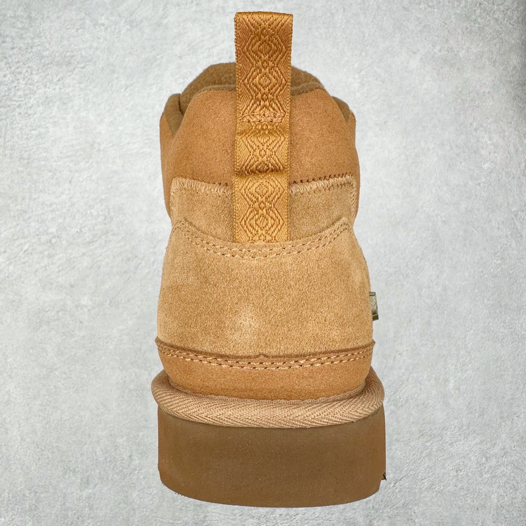 图片[8]-＃纯原 UGG 4054 秋冬羊皮毛一体雪地靴 全鞋采用ZP同厂 隆丰A级澳洲进口羊皮毛一体 品牌代工厂生产线 完全遵循ZP工艺流程 代工厂原厂版师 秉承无原鞋不开发选择 注重每一处细节 市面最正版型 TREADLITE\\\”轻翼\\\”科技外底 轻便/耐用/柔韧/桩型【售后郑重承诺】一个月内若出现重大脱胶/断底等质量问题 直接为您换新！尺码：40 41 42 43 44-选品中心