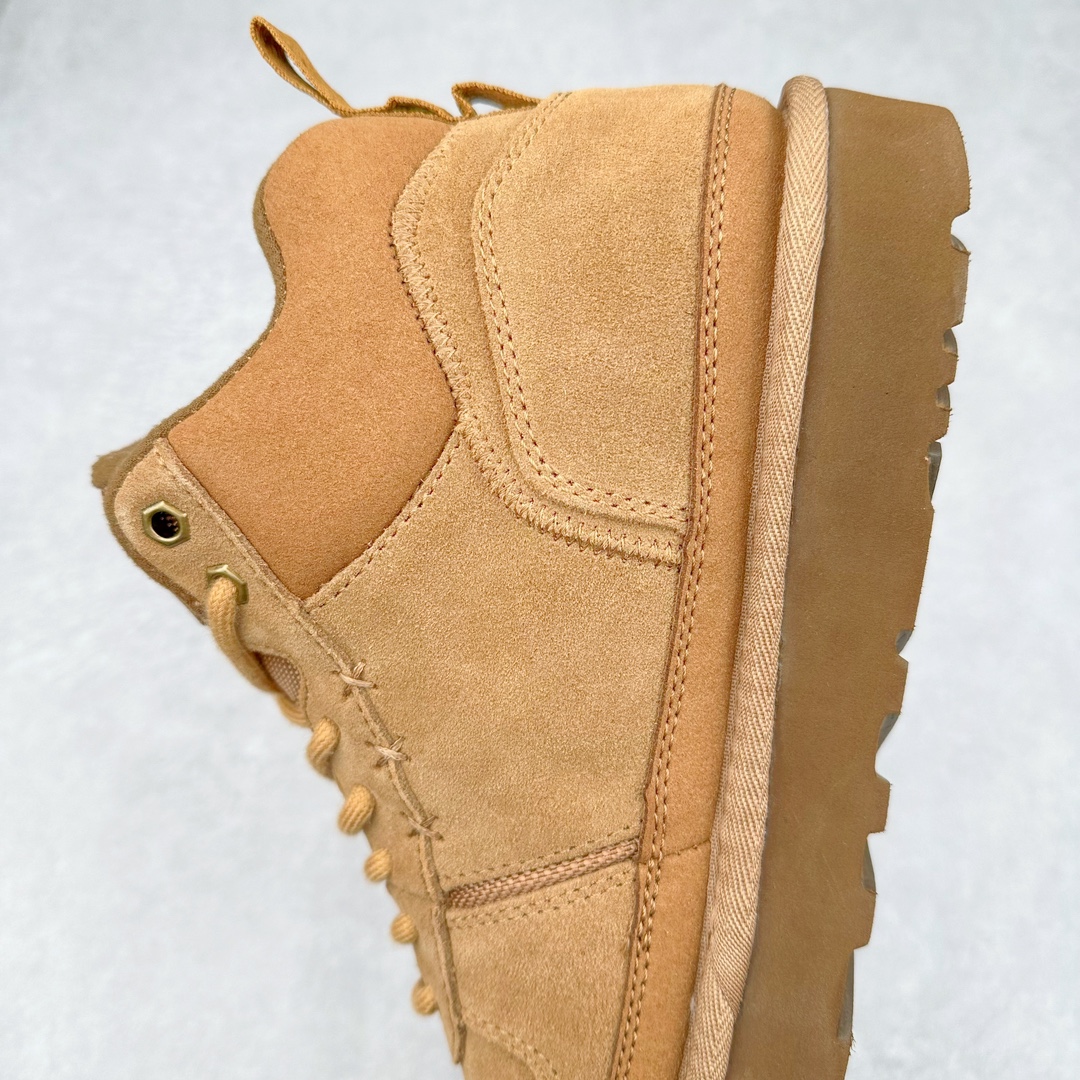 图片[7]-＃纯原 UGG 4054 秋冬羊皮毛一体雪地靴 全鞋采用ZP同厂 隆丰A级澳洲进口羊皮毛一体 品牌代工厂生产线 完全遵循ZP工艺流程 代工厂原厂版师 秉承无原鞋不开发选择 注重每一处细节 市面最正版型 TREADLITE\\\”轻翼\\\”科技外底 轻便/耐用/柔韧/桩型【售后郑重承诺】一个月内若出现重大脱胶/断底等质量问题 直接为您换新！尺码：40 41 42 43 44-选品中心