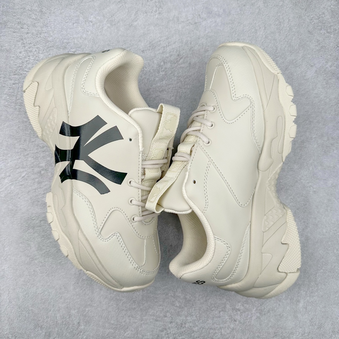 图片[3]-＃DT纯原 MLB Big Ball Chunky 复古印花老爹鞋系列低帮轻量增高厚底百搭休闲运动慢跑鞋 Korea韩国联名NY美国榄球纽约洋基队限定 目前可过轻松秒过各类鉴定 能操作的私聊 韩国代购专供 左脚内置NFC感应 区别市面贴纸假芯片 MLB专用菱形双针中底布 重点细节中底布带注胶孔 原厂NFC感应吊牌 支持鉴定 一个两位数 原盒原标 全套原楦原纸板原厂数据开发 中韩文保养标贴 绿色防霉片 平台代购专供 独家一比一RB+MD组合大底 高频后跟小人Logo精准对位立体饱满 正确网布加超迁鞋面 转印中底走线紧密 转印Logo工艺表层防刮不掉色 尺码：35 36 36.5 37.5 38 38.5 39 40 40.5 41 42 42.5 43 44 44.5 45-选品中心