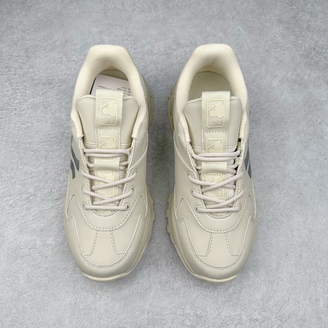 图片[2]-＃DT纯原 MLB Big Ball Chunky 复古印花老爹鞋系列低帮轻量增高厚底百搭休闲运动慢跑鞋 Korea韩国联名NY美国榄球纽约洋基队限定 目前可过轻松秒过各类鉴定 能操作的私聊 韩国代购专供 左脚内置NFC感应 区别市面贴纸假芯片 MLB专用菱形双针中底布 重点细节中底布带注胶孔 原厂NFC感应吊牌 支持鉴定 一个两位数 原盒原标 全套原楦原纸板原厂数据开发 中韩文保养标贴 绿色防霉片 平台代购专供 独家一比一RB+MD组合大底 高频后跟小人Logo精准对位立体饱满 正确网布加超迁鞋面 转印中底走线紧密 转印Logo工艺表层防刮不掉色 尺码：35 36 36.5 37.5 38 38.5 39 40 40.5 41 42 42.5 43 44 44.5 45-选品中心