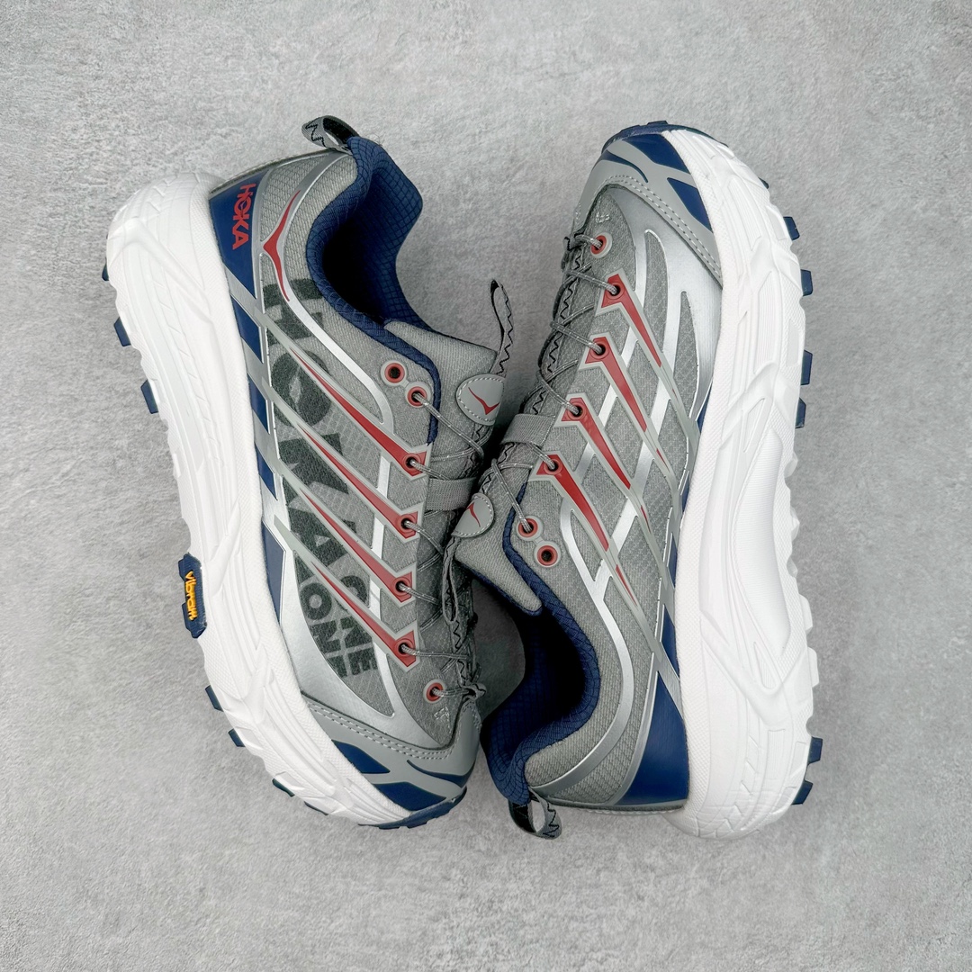 图片[3]-HOKA ONE ONE Mafate Speed 3 Low 玛法特3代系列低帮轻量户外越野休闲运动慢跑鞋 HOKA ONE ONE 最近推出了一个胶囊系列 Origin Story 这个系列里的 Mafate Speed 2 可以说让我日思夜想有一阵子了 最近终于拔草 让我来分享一下这双也是上脚赞到爆的越野跑鞋吧 以阿尔卑斯山脉作为主题将亮黄色与蓝色调覆盖在这经典轮廓之上 配色的呈现效果相当亮眼 以至于很多人买这个配色是用来日常搭配的 鞋面采用超轻的无缝架构 轻薄的TPU贴在透气的鞋面材料上 减轻重量同时也保证了支撑性 鞋底则采用滚动平衡技术 引导跑者回归自然步态 祖传的神奇EVA材质中底依旧是一如既往地表现优秀 能提供充足的缓震 作为HOKA家的越野跑鞋 VIBRAM 橡胶大底也是必不可少的 即便在复杂湿滑的地形 依旧能有良好的抓地力及稳定性 鞋带采用了弹性不易松脱的扁宽弹性鞋带 前掌与中掌部分也进行了加宽 也更加适合亚洲人的脚型 是一款十分全面且足够强悍的户外硬核越野鞋 而这双极其亮眼的越野跑鞋恰好又是在江山一百中参赛的UTMB冠军 Ludovic POMMERET 夺冠时穿着的战靴 这就让它变得更加有吸引力了 用来日常搭配的话短裤是基本不挑 长裤我个人推荐阔腿裤 工装裤以及各种长筒牛仔裤都可以 尺码：36 36.5 37.5 38 38.5 39 40 40.5 41 42 42.5 43 44 44.5 45-选品中心