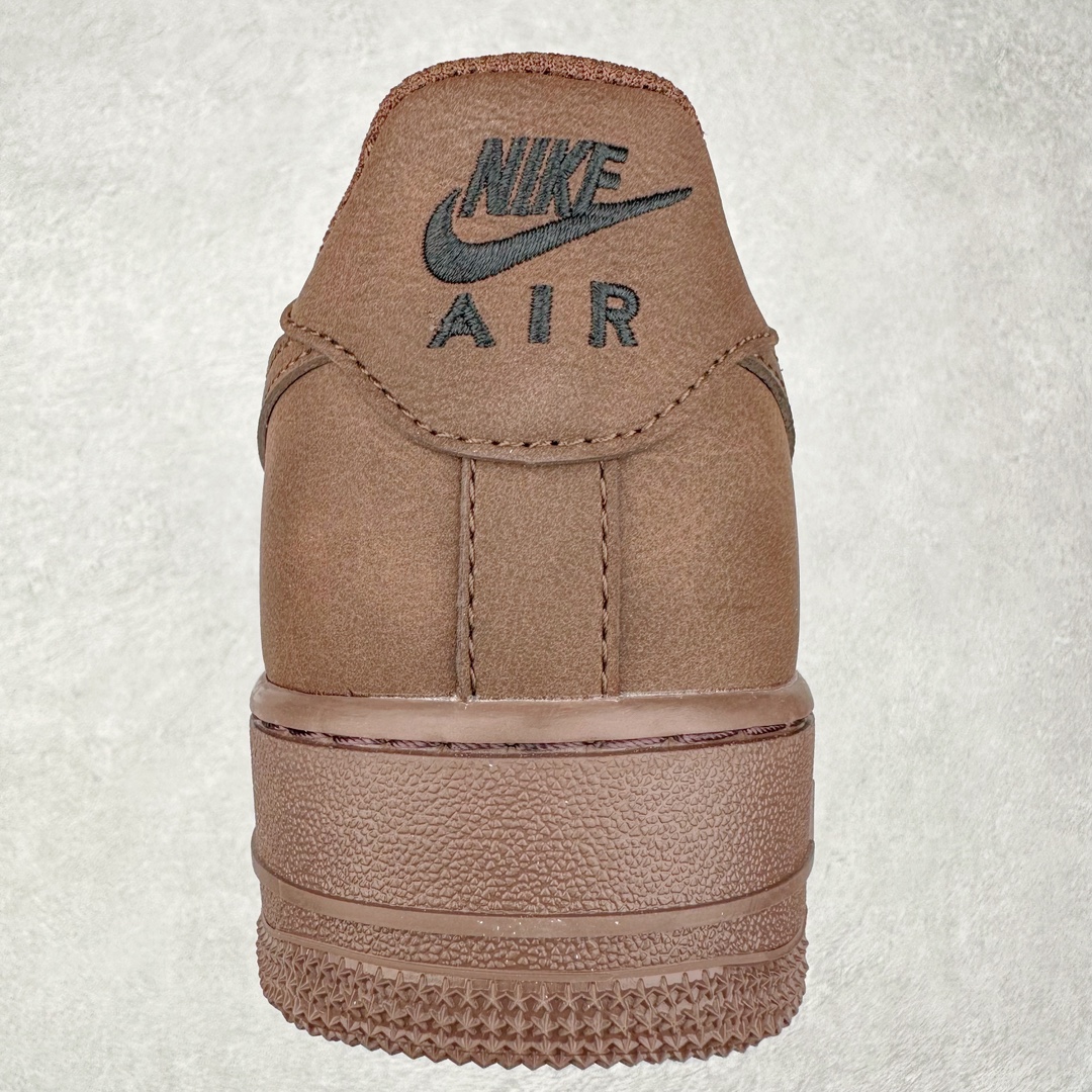 图片[8]-NK Air Force 1´07 Low 空军一号低帮百搭休闲运动板鞋 CW2288-111 柔软、弹性十足的缓震性能和出色的中底设计 横跨复古与现代的外型结合 造就出风靡全球 三十多年的Force 1 直到今天还深受青睐 尺码：36 36.5 37.5 38 38.5 39 40 40.5 41 42 42.5 43 44 44.5 45-选品中心