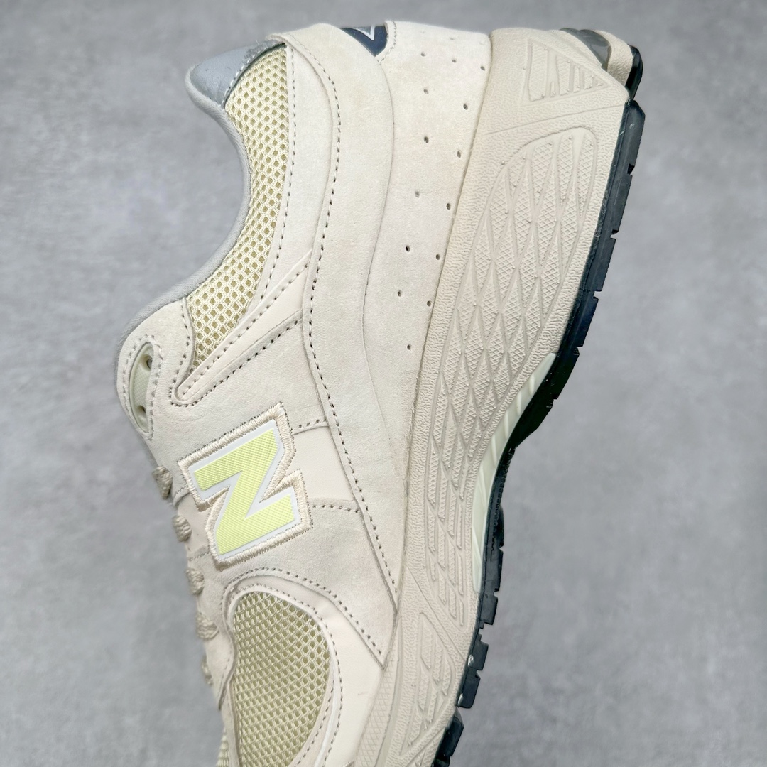 图片[7]-＃福利特价 New Balance NB2002系列 男女休闲慢跑鞋 必备的时髦单品之一 最新出的2002R系列 这款延续了经典科技 升级版N-ERGY缓震物料机能与材质上脚太舒适了 鞋面的柔软麂皮搭配尼龙网布 特别透气而且还复古感 不管是搭配牛仔裤还工装裤都是百搭！小红书众多博主上脚推荐！尺码：36 36.5 37.5 38 38.5 39.5 40 40.5 41 42 42.5 43 44 44.5 45-选品中心