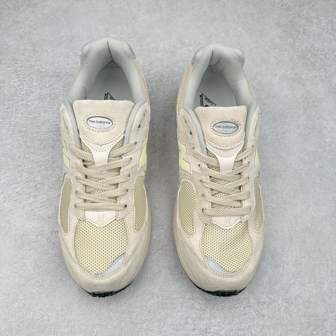 图片[2]-＃福利特价 New Balance NB2002系列 男女休闲慢跑鞋 必备的时髦单品之一 最新出的2002R系列 这款延续了经典科技 升级版N-ERGY缓震物料机能与材质上脚太舒适了 鞋面的柔软麂皮搭配尼龙网布 特别透气而且还复古感 不管是搭配牛仔裤还工装裤都是百搭！小红书众多博主上脚推荐！尺码：36 36.5 37.5 38 38.5 39.5 40 40.5 41 42 42.5 43 44 44.5 45-选品中心