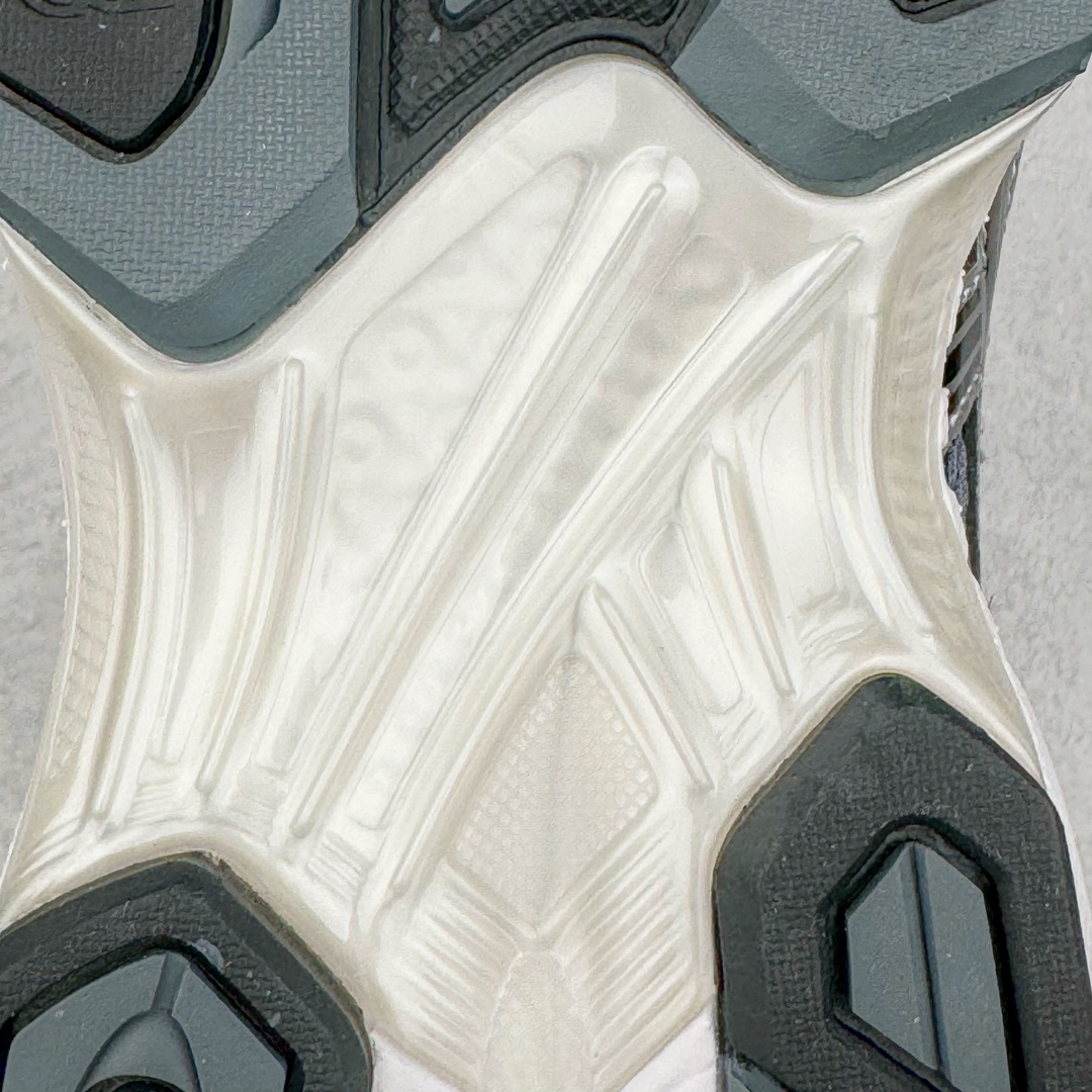 图片[22]-＃ZX Asics Gel-Kayano K14 亚瑟士系列复古舒适织物合成革减震防滑耐磨低帮休闲跑步鞋 内卷时代 纯原品质 真标价格 市场顶级版本 原装纸板楦头开发 独家私模五层组合大底 原厂定制缓震硅胶加持 原盒原配 官方四联吊牌 一比一同步原鞋工艺和用料 鞋面原厂“三明治”多层网布 区别其他同价版本 鞋垫采用原厂OrthoLite欧索莱材质 非普通海玻璃鞋垫 后跟一样采用了GEL缓震胶 整体系列设计非常的科技感 锻炼跑步的同时让你一样时尚百搭 尺码：36 37 37.5 38 39 39.5 40 40.5 41.5 42 42.5 43.5 44 44.5 45-选品中心