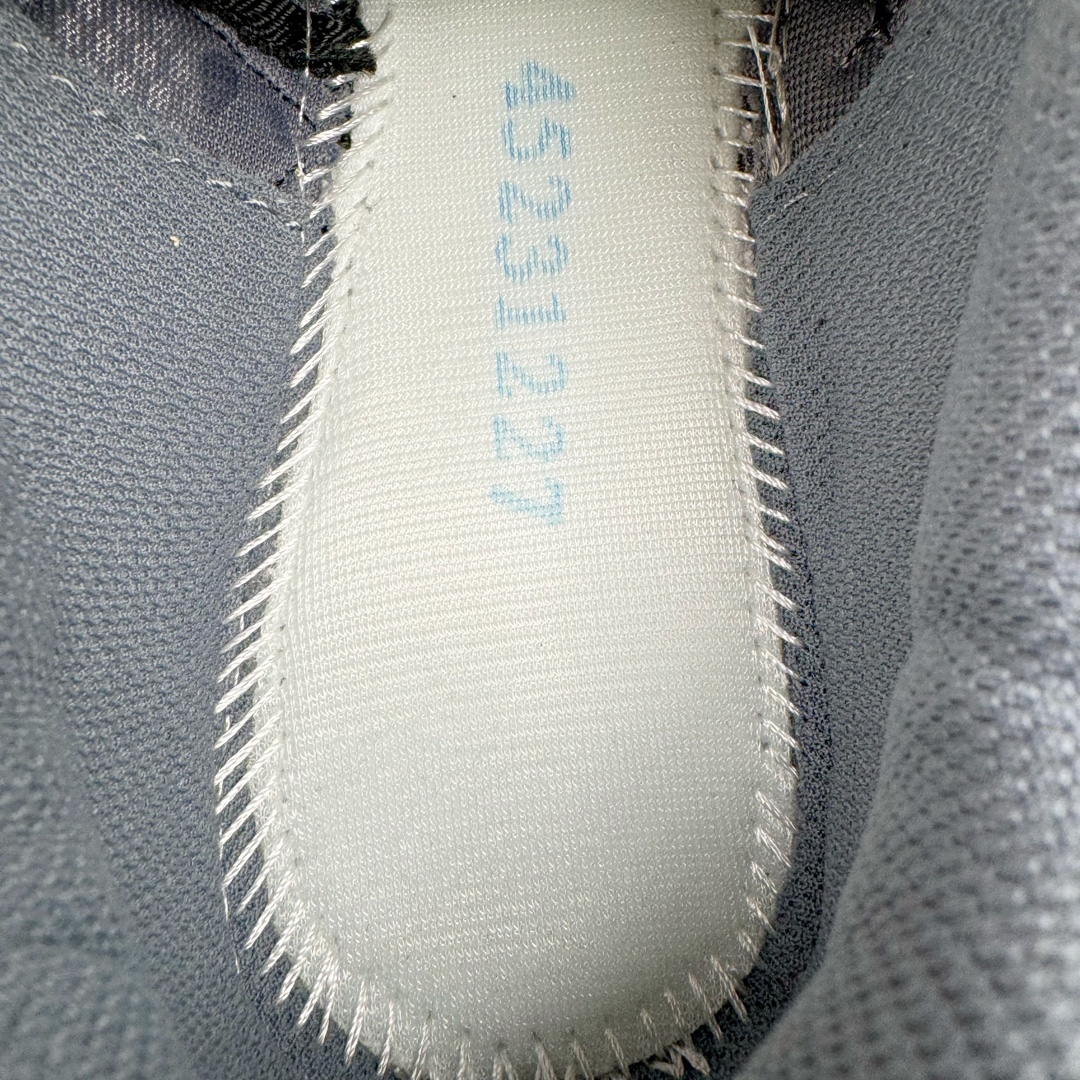 图片[10]-＃ZX Asics Gel-Kayano K14 亚瑟士系列复古舒适织物合成革减震防滑耐磨低帮休闲跑步鞋 内卷时代 纯原品质 真标价格 市场顶级版本 原装纸板楦头开发 独家私模五层组合大底 原厂定制缓震硅胶加持 原盒原配 官方四联吊牌 一比一同步原鞋工艺和用料 鞋面原厂“三明治”多层网布 区别其他同价版本 鞋垫采用原厂OrthoLite欧索莱材质 非普通海玻璃鞋垫 后跟一样采用了GEL缓震胶 整体系列设计非常的科技感 锻炼跑步的同时让你一样时尚百搭 尺码：36 37 37.5 38 39 39.5 40 40.5 41.5 42 42.5 43.5 44 44.5 45-选品中心