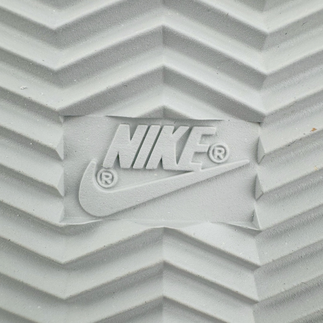 图片[17]-＃JC纯原 NK Classic Cortez Leather 阿甘复古初代皮革慢跑鞋 FV5420-001 实体平台指令订单 全套原纸板楦头开发 原厂数据大底磨具 一比一鞋头弧度高度鞋身弧度 细节品控鞋型随意对比 正确烫金高频细节 公司级标准检验QC 区分市面一切版本 完美复刻阿甘复古鞋型 尺码：35.5 36 36.5 37.5 38 38.5 39 40 40.5 41 42 42.5 43 44 45-选品中心