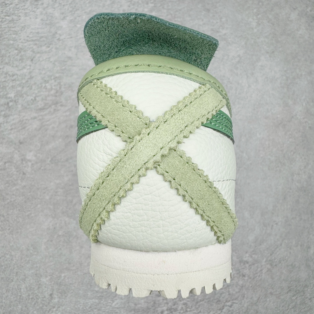 图片[8]-＃MOK Asics Onitsuka Tiger MEXICO 66 亚瑟士鬼冢虎复古经典板鞋 市场最强版本 每个配色均购入原鞋校对 真正原厂头层牛皮 如假包赔 纹路、色泽、皮心颜色 质感百分百还原 海外订单工厂出品 超成熟稳定的做工品控 原装全套纸板楦头开发 原汁原味 完美呈现版型 私模正确鞋底咬花纹路 一比一鞋头弧度高度鞋身弧度 绝不口嗨 细节品控鞋型随意秒杀市面 原档咬花纹路私模大底 一个单元有六个三角形 总体形拼接呈现花瓣状 官方四联吊牌 原装Ortholite轻量化鞋垫 原盒原配 质保卡 说明书 钢印防尘纸 纸板中底带钢印 乳胶组合鞋垫 支持全方位的对比专柜 产品从款式颜色造型上体现出追求舒适和细节的完美 鞋类更是推崇手工制作的严谨与完美 融舒适性与可穿性的设计风格 注重细节的完美和别致魅力 既保持稳重 又不失轻松的时尚感 尺码：36 37 37.5 38 39 39.5 40 40.5 41.5 42 42.5 43.5 44 45 46-选品中心