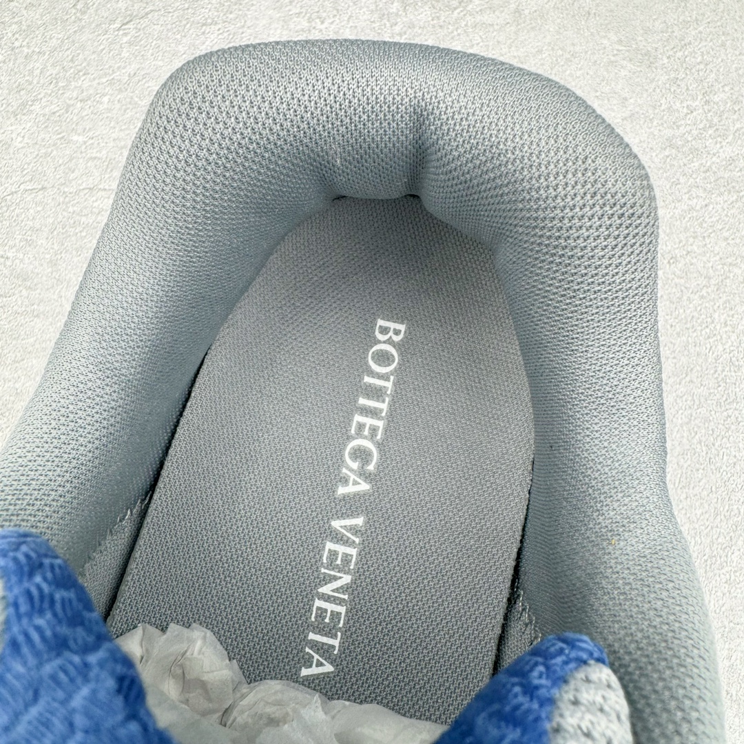 图片[14]-＃纯原 BOTTEGA VENETA Orbit Runner BV葆蝶家时尚休闲王一博同款老爹鞋运动鞋 原版开发 一比一打造 相似度百分之99以上 市场一梯队级别品质 区别市场任何标文顶级品质版本 采用轻质科技网布面料 搭配几何图案设计橡胶外底 王炸系列 高版本 认准套包工艺 实际增高很多哦 还是一样显腿细非常nice 耐玩耐造 对标对版 套包鞋工艺 认准高版本 大底选用拼色TPU大底 配置原版包装 尺码：35 36 37 38 39 40 41 42 43 44 45-选品中心