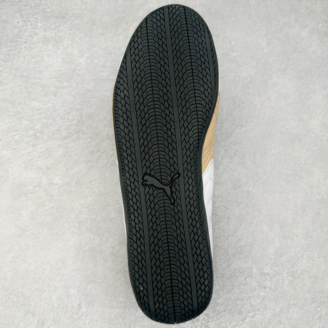 图片[9]-＃特价福利 PUMA Speedca OG 彪马极速赛车系列低帮德训风拼接复古百搭休闲运动赛车鞋 鞋款从80、90年代赛车手所穿的防火赛车鞋为原型，鞋身线条模仿了赛车的流线廓形 体现了空气动力学原理的结构 简约流畅的外观 恰好又和贯穿其中的Formstrip Logo融合恰到好处 视觉上细节丰富且协调 本次Speedcat OG鞋款归来 最大看点自然式保留了窄版鞋型以及薄底构造 这两年各品牌鞋底越做越厚 Speedcat反其道而行之 上脚几乎无鞋底的效果带来耳目一新的视觉体验 鞋面依旧是以质感细腻的麂皮材质打造 并且大面积近乎全包裹的使用 复古味道也愈发浓烈 配色上更是将最原始的黑色和红色带回 向F1赛车队的标志性队服致敬 相信让各位一眼种草的更多是出挑的大红色 上脚即可瞬间点亮整体造型 在以球鞋为核心的OOTD中脱颖而出 而另一款黑色则是低调的万金油 彰显新潮个性的同时又不喧宾夺主 也是热爱简约系穿搭朋友的首选 尺码：36 37 37.5 38 38.5 39 40 40.5 41 42 42.5 43 44 44.5 45-选品中心