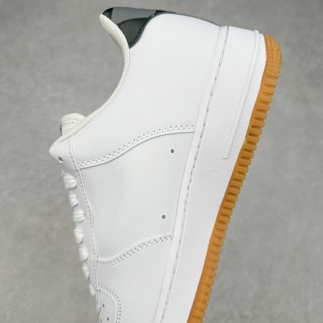 图片[7]-＃特价福利 NK Air Force 1´07 Low 空军一号百搭休闲运动板鞋 柔软、弹性十足的缓震性能和出色的中底设计 横跨复古与现代的外型结合 造就出风靡全球三十多年的Force 1 直到今天还深受青睐 尺码：35.5 36 36.5 37.5 38 38.5 39 40 40.5 41 42 42.5 43 44 44.5 45-选品中心