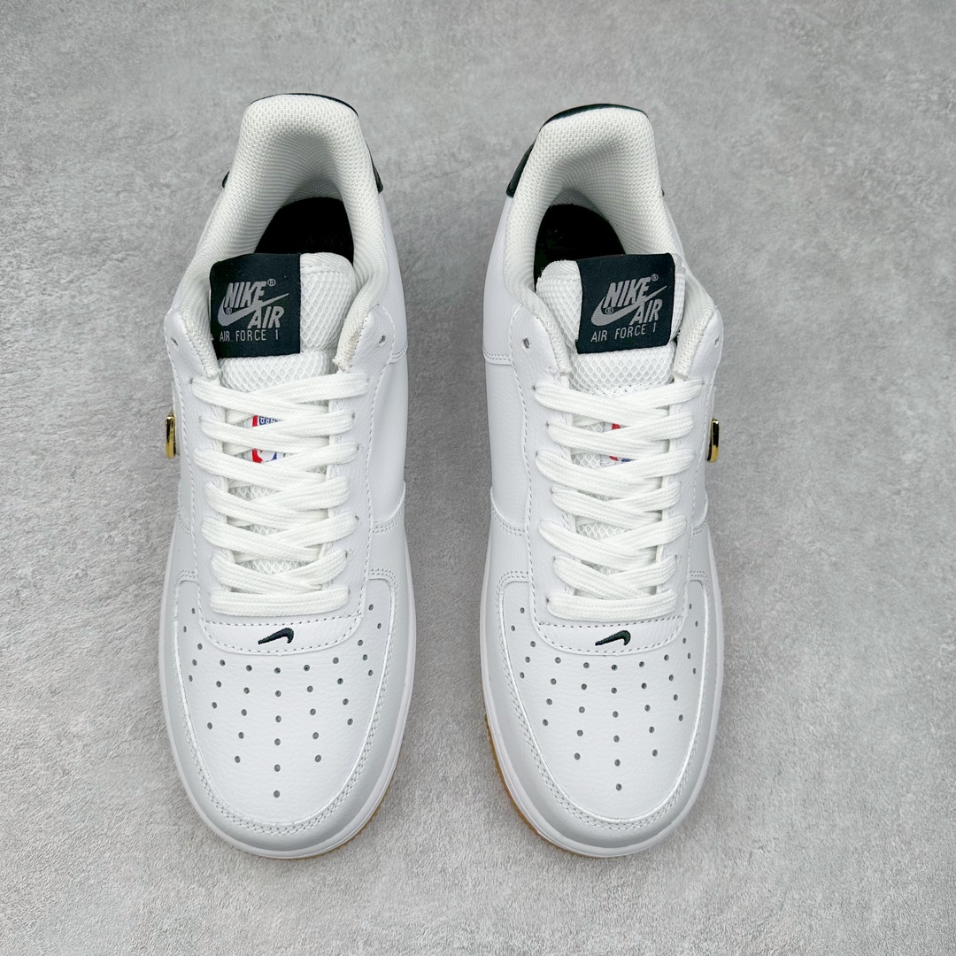 图片[2]-＃特价福利 NK Air Force 1´07 Low 空军一号百搭休闲运动板鞋 柔软、弹性十足的缓震性能和出色的中底设计 横跨复古与现代的外型结合 造就出风靡全球三十多年的Force 1 直到今天还深受青睐 尺码：35.5 36 36.5 37.5 38 38.5 39 40 40.5 41 42 42.5 43 44 44.5 45-选品中心
