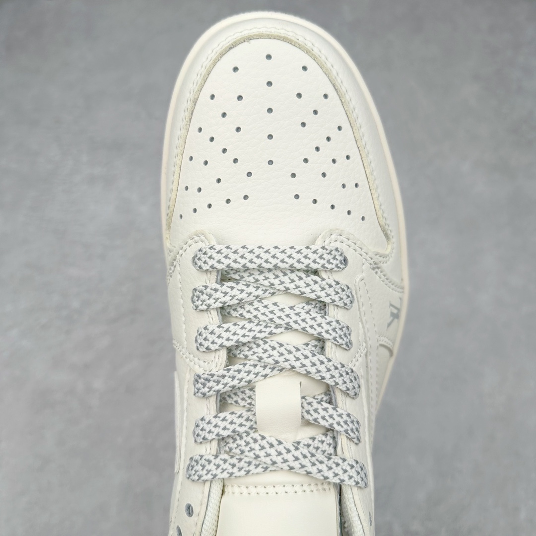 图片[4]-TS x Air Jordan AJ1 Low 倒钩低帮联名定制配色 XZ1268-002 原厂内置气垫魔块 A模大底 头层小牛皮 鞋舌AJ原厂专用牛津布+AJ专用反口珍珠布+原厂无杂质高弹内里海棉+特殊封边弹力鞋带 尺码：36 36.5 37.5 38 38.5 39 40 40.5 41 42 42.5 43 44 44.5 45 46 47.5-选品中心