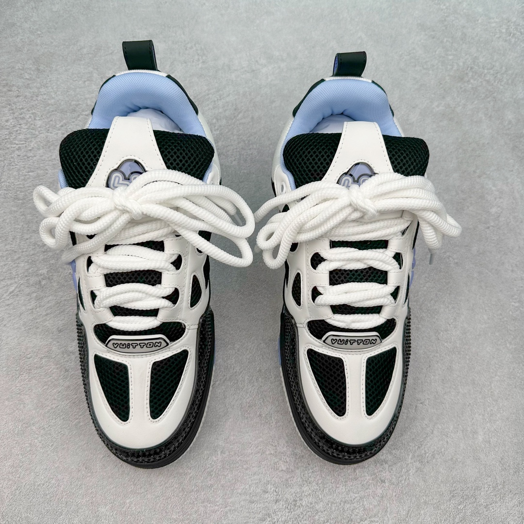 图片[2]-LOUIS VUITTON Skate lv小牛皮超大花朵印花低帮板鞋 市场所有版本中综合最强的货品 GD实力大厂出品 全网最全配色更新最快 最成熟的做工稳定的品控 完美鞋型超高的清洁度 零毛边线头瑕疵 全套原楦原纸版原鞋开模 全网最具灵魂的版型 正确原装黄色鞋盒 正确中底印花 鞋面印花3D高频深度立体 全鞋电脑针车 紧密相连 针距密度一致 环保乳胶注塑鞋垫 厚度脚感还原原版 皮面裁剪部位 统一油边封口工艺 原装橡胶大底含胶量大底组合零偏差 专柜全套包装 防尘袋 说明书 质保卡 男女鞋 尺码：35 36 37 38 39 40 41 42 43 44 45-选品中心