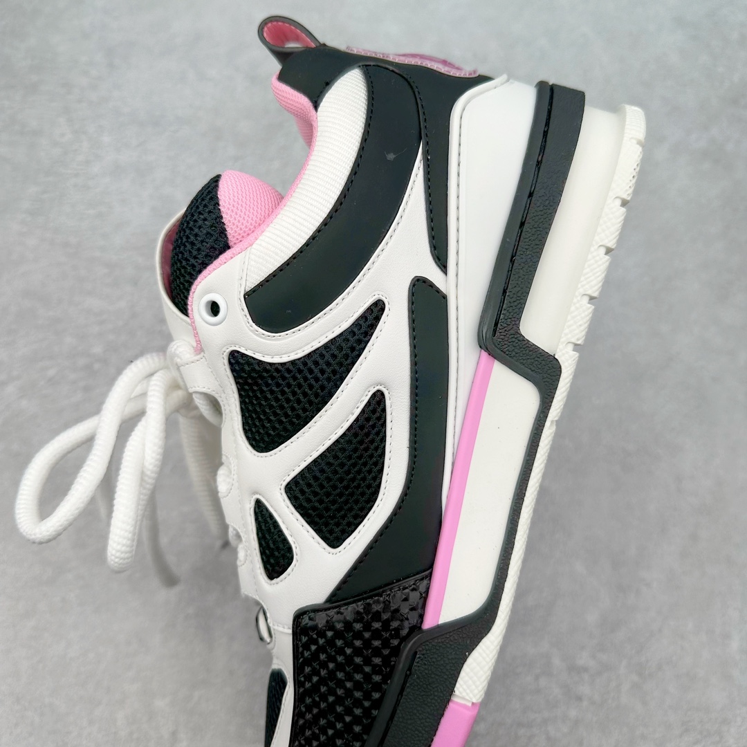 图片[7]-LOUIS VUITTON Skate lv小牛皮超大花朵印花低帮板鞋 市场所有版本中综合最强的货品 GD实力大厂出品 全网最全配色更新最快 最成熟的做工稳定的品控 完美鞋型超高的清洁度 零毛边线头瑕疵 全套原楦原纸版原鞋开模 全网最具灵魂的版型 正确原装黄色鞋盒 正确中底印花 鞋面印花3D高频深度立体 全鞋电脑针车 紧密相连 针距密度一致 环保乳胶注塑鞋垫 厚度脚感还原原版 皮面裁剪部位 统一油边封口工艺 原装橡胶大底含胶量大底组合零偏差 专柜全套包装 防尘袋 说明书 质保卡 男女鞋 尺码：35 36 37 38 39 40 41 42 43 44 45-选品中心