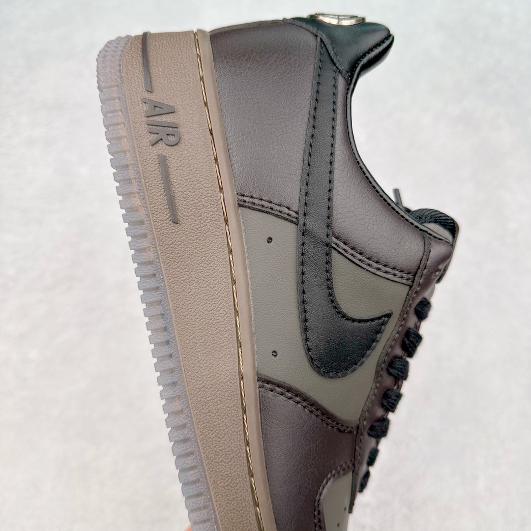 图片[6]-NK Air Force 1´07 Low 空军一号低帮百搭休闲运动板鞋 FZ4167-200 柔软、弹性十足的缓震性能和出色的中底设计 横跨复古与现代的外型结合 造就出风靡全球 三十多年的Force 1 直到今天还深受青睐 尺码：36 36.5 37.5 38 38.5 39 40 40.5 41 42 42.5 43 44 44.5 45-选品中心