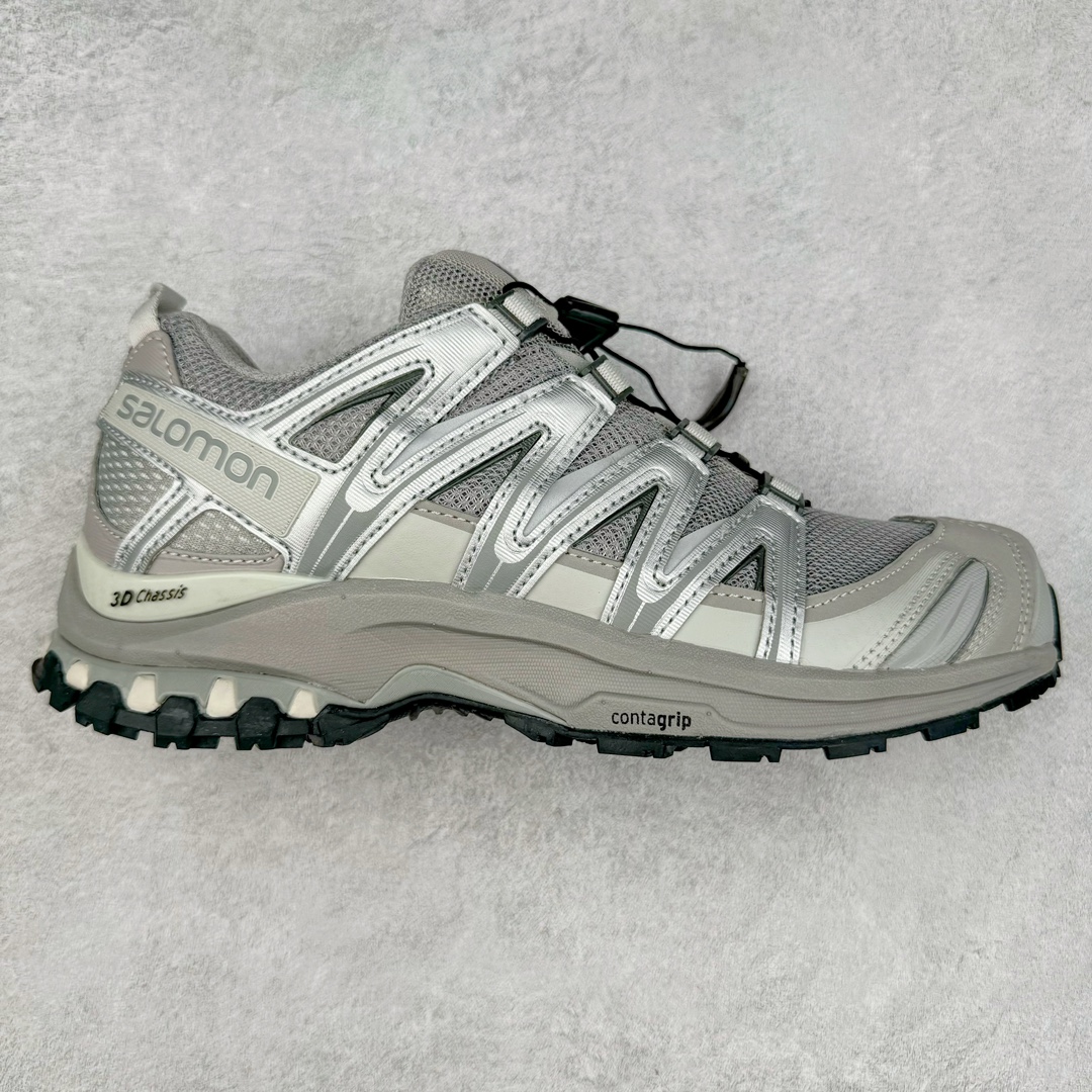 ＃X版福利特价 Salomon XA PRO 3D ADV 萨洛蒙户外越野跑鞋 鞋面采用SENSIFIT贴合技术 全方位贴合包裹脚型 鞋跟部鞋底牵引设计 提供强大的抓地性能 更适应野外崎岖不平的道路 其3D ADVANCED CHASSIS底盘 材料轻量大化 钉齿设计更具稳定性、防护性 鞋底易磨损区运用CONTAGRIP高耐磨材料 应对城市硬质路面长距离跑考验 尺码：36 36.5 37.5 38 38.5 39 40 40.5 41 42 42.5 43 44 44.5 45-选品中心