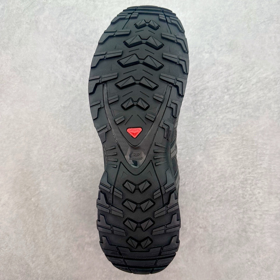 图片[9]-＃X版福利特价 Salomon XA PRO 3D ADV 萨洛蒙户外越野跑鞋 鞋面采用SENSIFIT贴合技术 全方位贴合包裹脚型 鞋跟部鞋底牵引设计 提供强大的抓地性能 更适应野外崎岖不平的道路 其3D ADVANCED CHASSIS底盘 材料轻量大化 钉齿设计更具稳定性、防护性 鞋底易磨损区运用CONTAGRIP高耐磨材料 应对城市硬质路面长距离跑考验 尺码：36 36.5 37.5 38 38.5 39 40 40.5 41 42 42.5 43 44 44.5 45-选品中心
