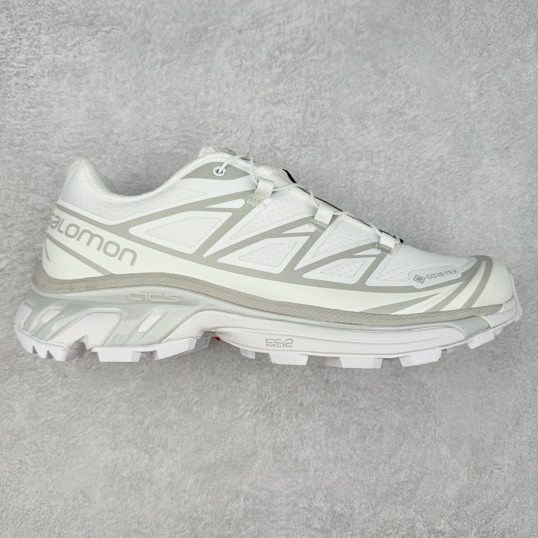 ＃X版纯原福利 Salomon 萨洛蒙 XT-6 复古机能户外跑鞋 这双XT-6 鞋面以锯齿状的包裹系统呈现 在黑色基底之下加入了各种色点缀 内嵌式的袜套设计与 Quicklace 系带系统一道 实现了立体包裹与精准贴合 结合 Contagrip 大底科技 让穿着者可以轻松驾驭户外与通勤下的任何运动生活场景 无缝鞋身户外随意纵横 颜值与脚感兼备 出街通勤 绝对非常吸睛 你值得拥有 尺码：36 36.5 37.5 38 38.5 39 40 40.5 41 42 42.5 43 44 44.5 45-选品中心