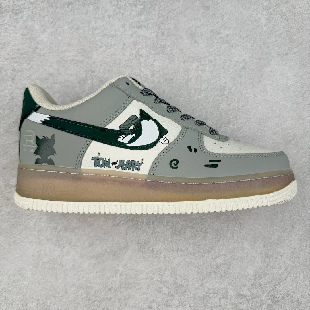 NK Air Force 1´07 Low 空军一号低帮百搭休闲运动板鞋 CW188-806 柔软、弹性十足的缓震性能和出色的中底设计 横跨复古与现代的外型结合 造就出风靡全球 三十多年的Force 1 直到今天还深受青睐 尺码：36 36.5 37.5 38 38.5 39 40 40.5 41 42 42.5 43 44 44.5 45-选品中心