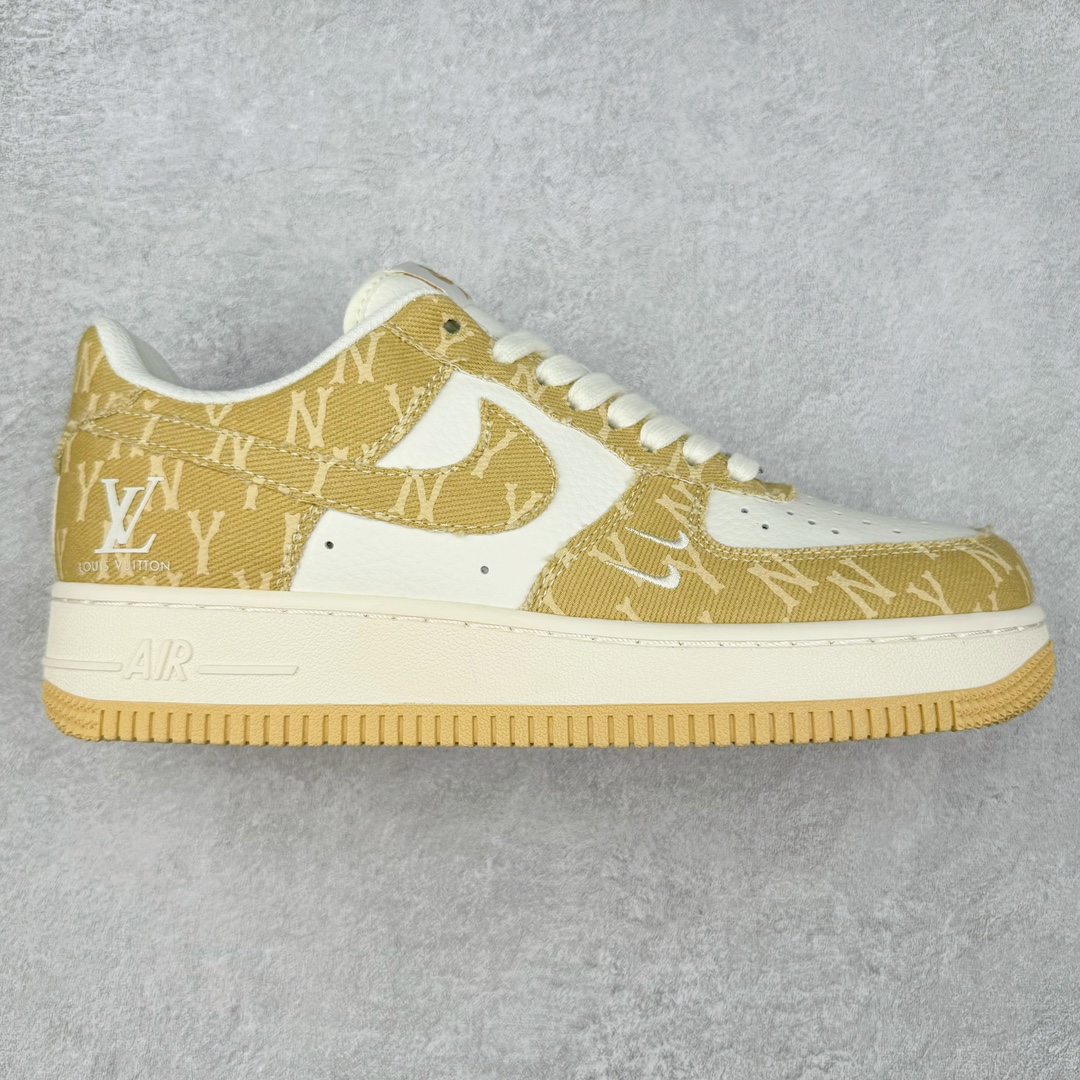 NK Air Force 1´07 Low 空军一号低帮百搭休闲运动板鞋 HD1968-027 柔软、弹性十足的缓震性能和出色的中底设计 横跨复古与现代的外型结合 造就出风靡全球 三十多年的Force 1 直到今天还深受青睐 尺码:36 36.5 37.5 38 38.5 39 40 40.5 41 42 42.5 43 44 44.5 45-选品中心