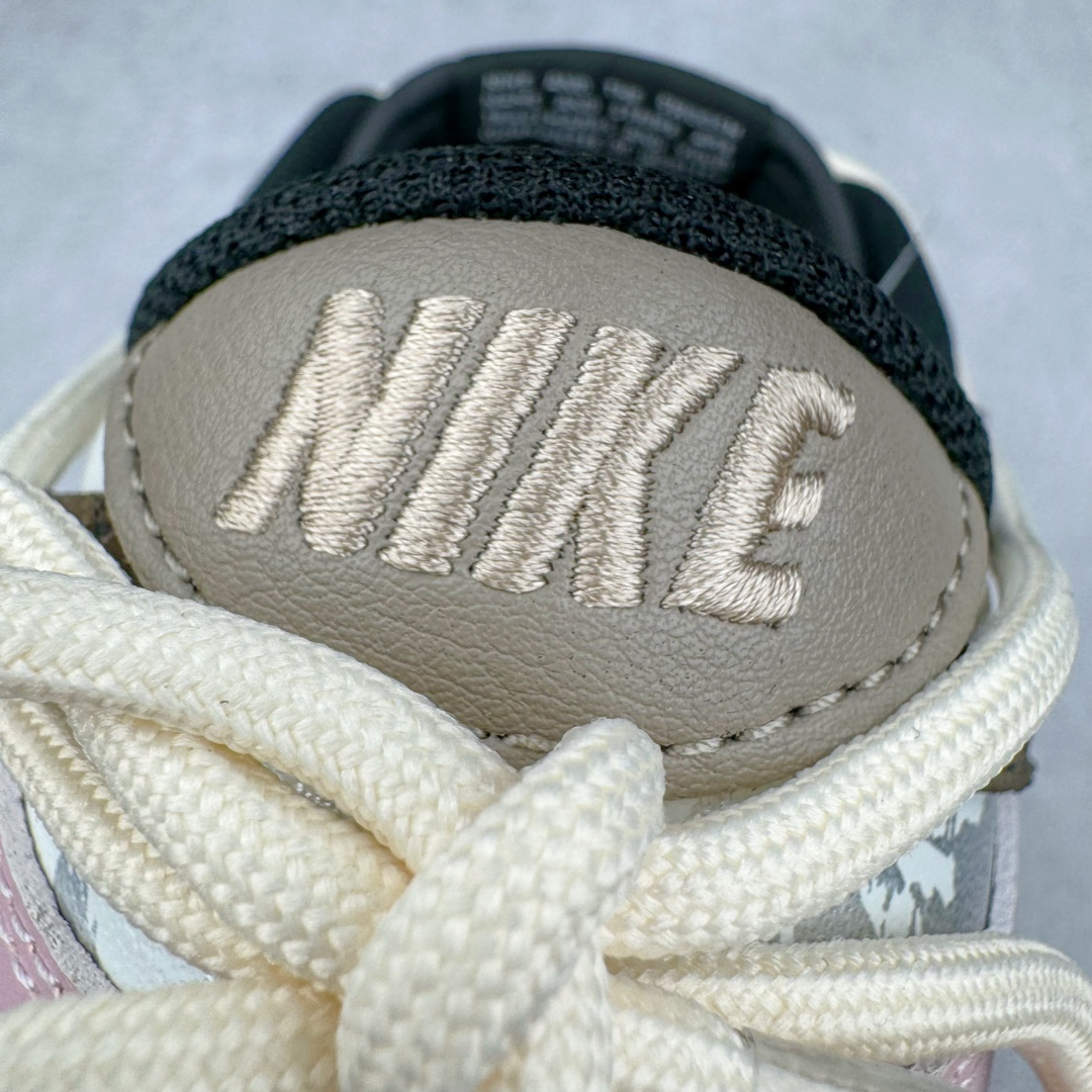 图片[16]-＃YC纯原 NK Dunk Low 心动邮件 心蔷 CW1590-100 定制系列天花板 无原鞋不开发 全系列得物原鞋一比一校对开发 配色持续更新中 终端对接 优势输出 全套原厂楦头原纸板数据档案倾力打造 原汁原味莞产 极致还原 圈内最强针车工艺 高端零售指定版 广东原厂配套原盒原标 鞋盒分三个尺码段 原厂冲刀 超高清洁度 全鞋零毛边皮料切割 采用原厂百宏鞋带以及原厂百宏织唛舌标 内标可供原厂几率过验 进口原装条纹中底布 四线拉帮白色点胶 原厂拉帮手法遵循公司 原厂电绣 极致还原 尺码：35.5 36 36.5 37.5 38 38.5 39 40-选品中心